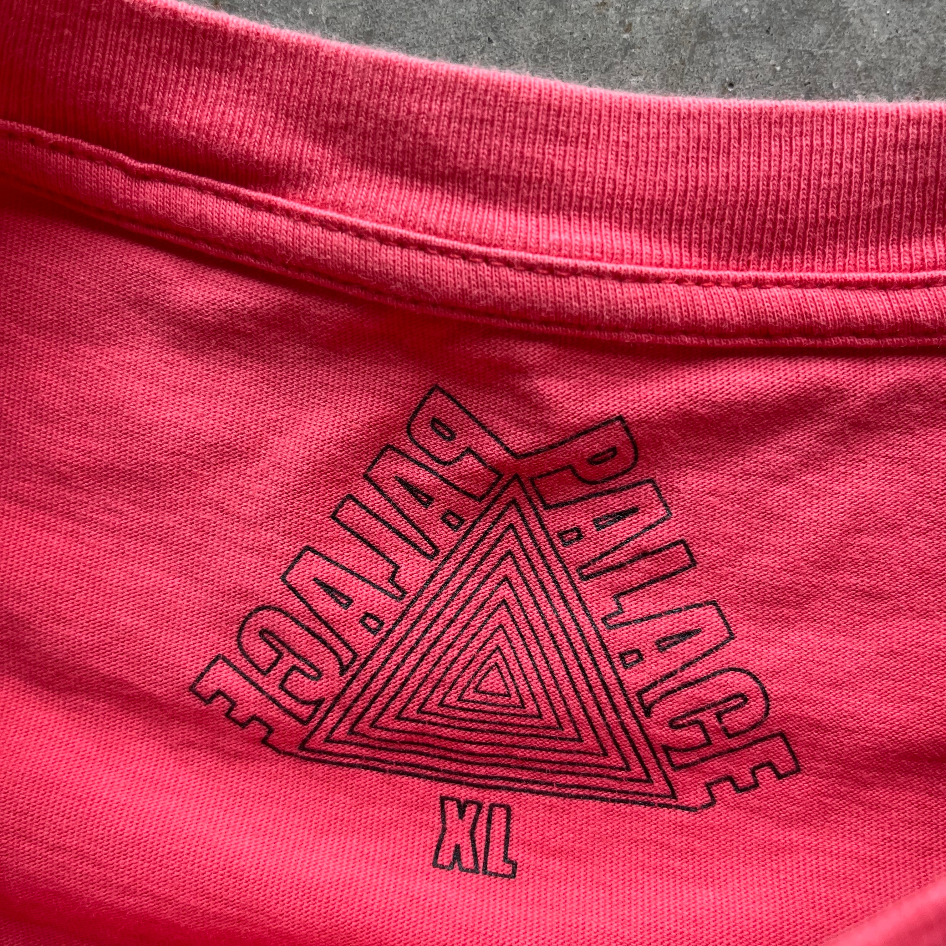 XL Palace Tee