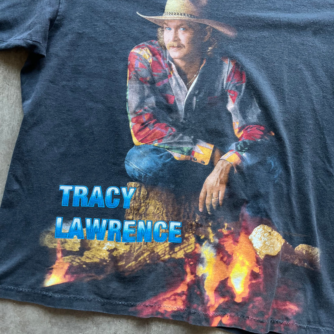 L 90s Tracy Lawrence Tee