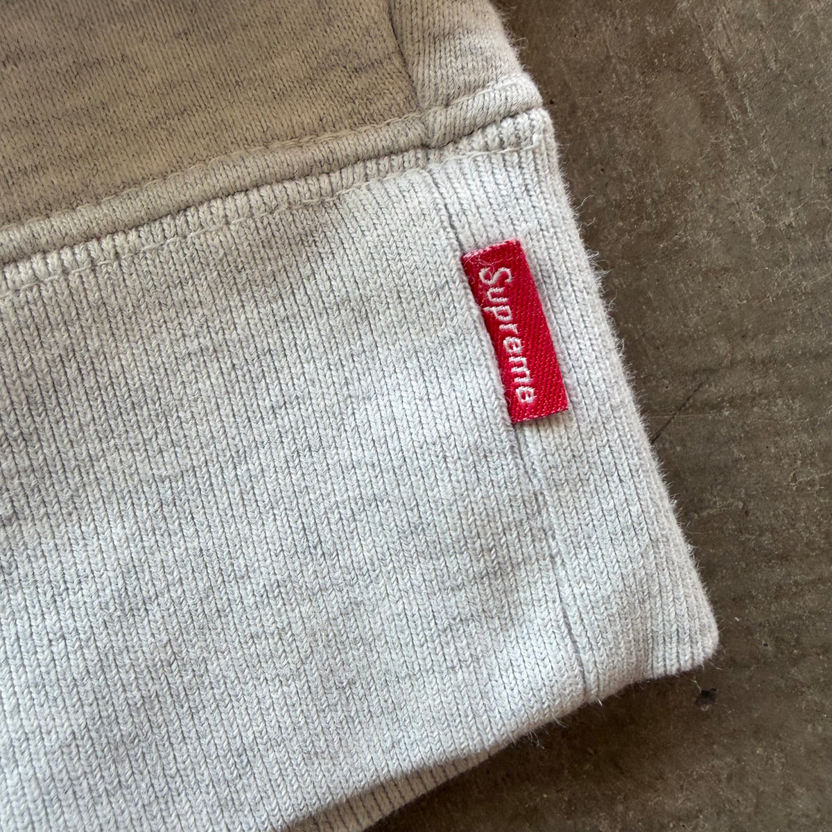 LSupreme Embroidered S Hoodie Gray