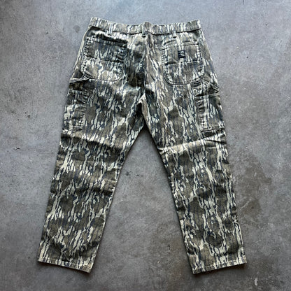 40x32 Camo Carhartt Pants