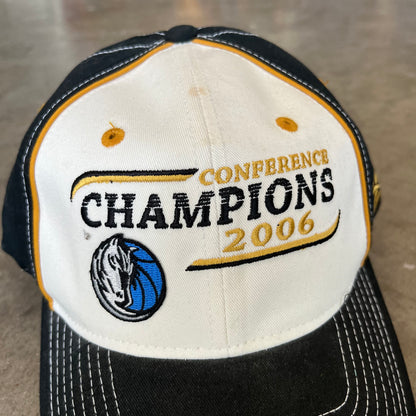 06 Mavs Strapback Hat