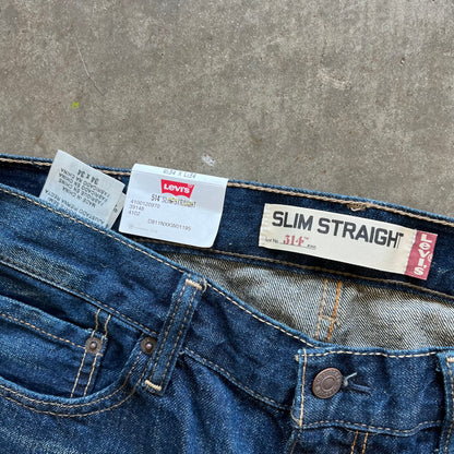 34x34 00s Levis 514s