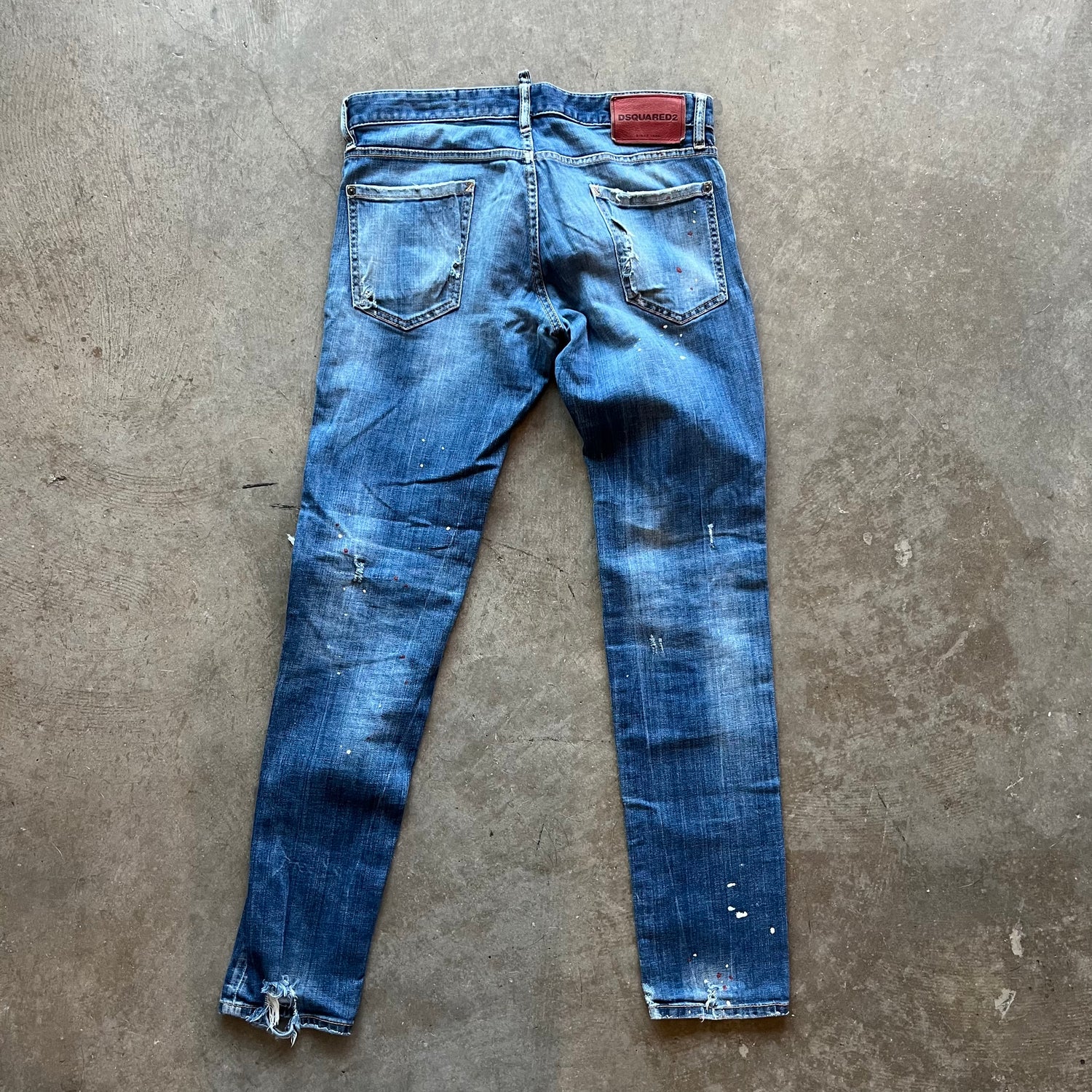 32x32 Disquared2 Distressed Denim