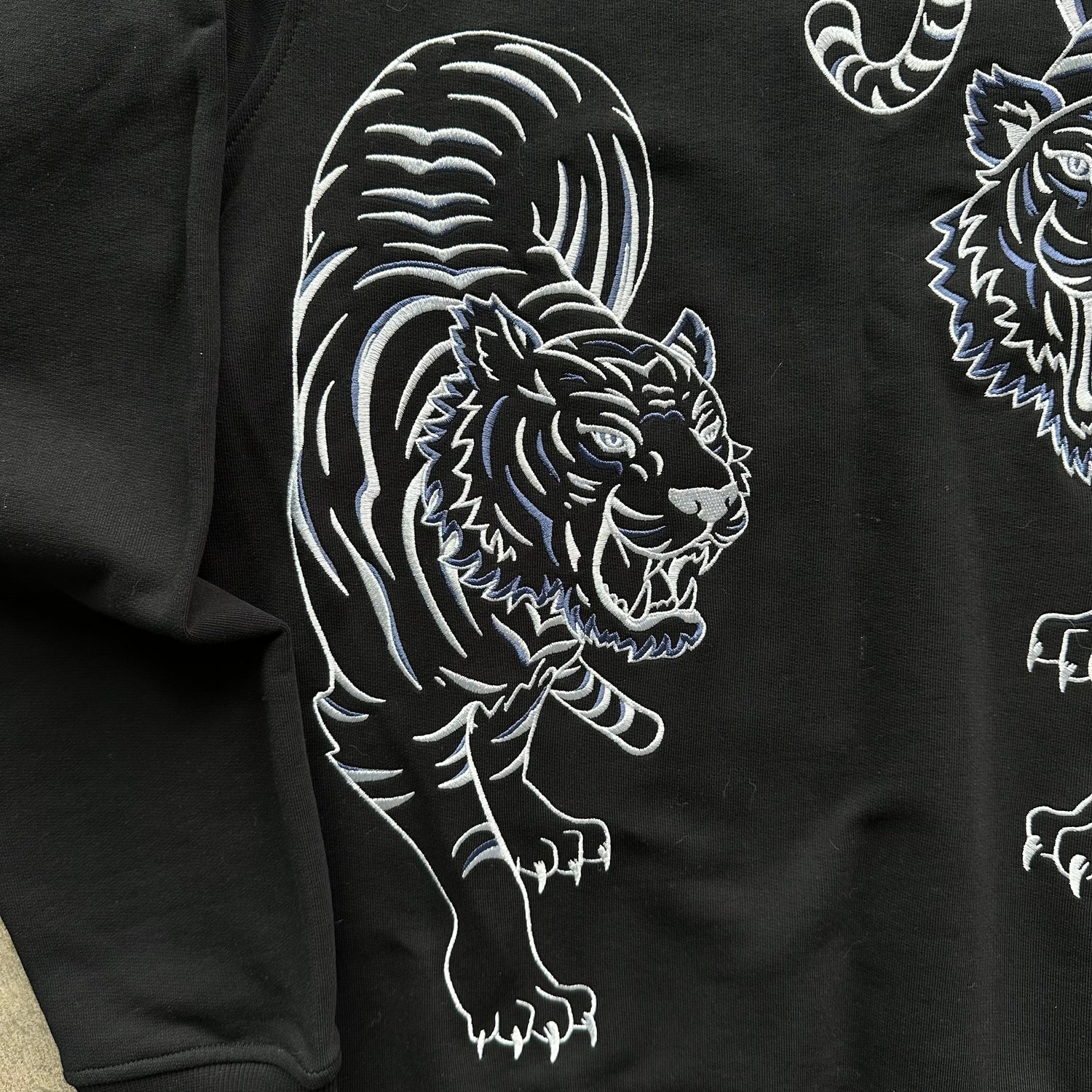 L Kenzo Crewneck