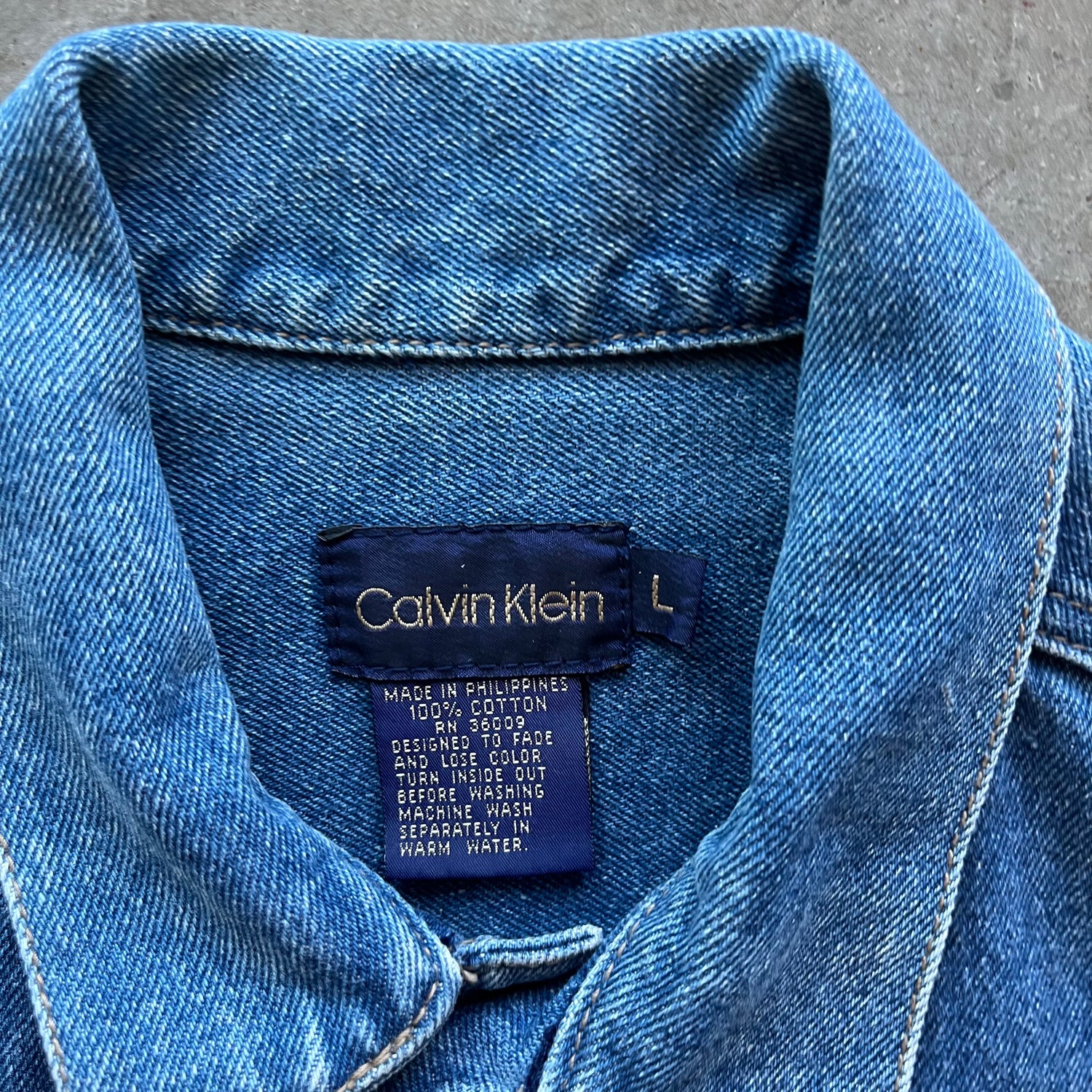 L 00s Calvin Klein Denim Jacket