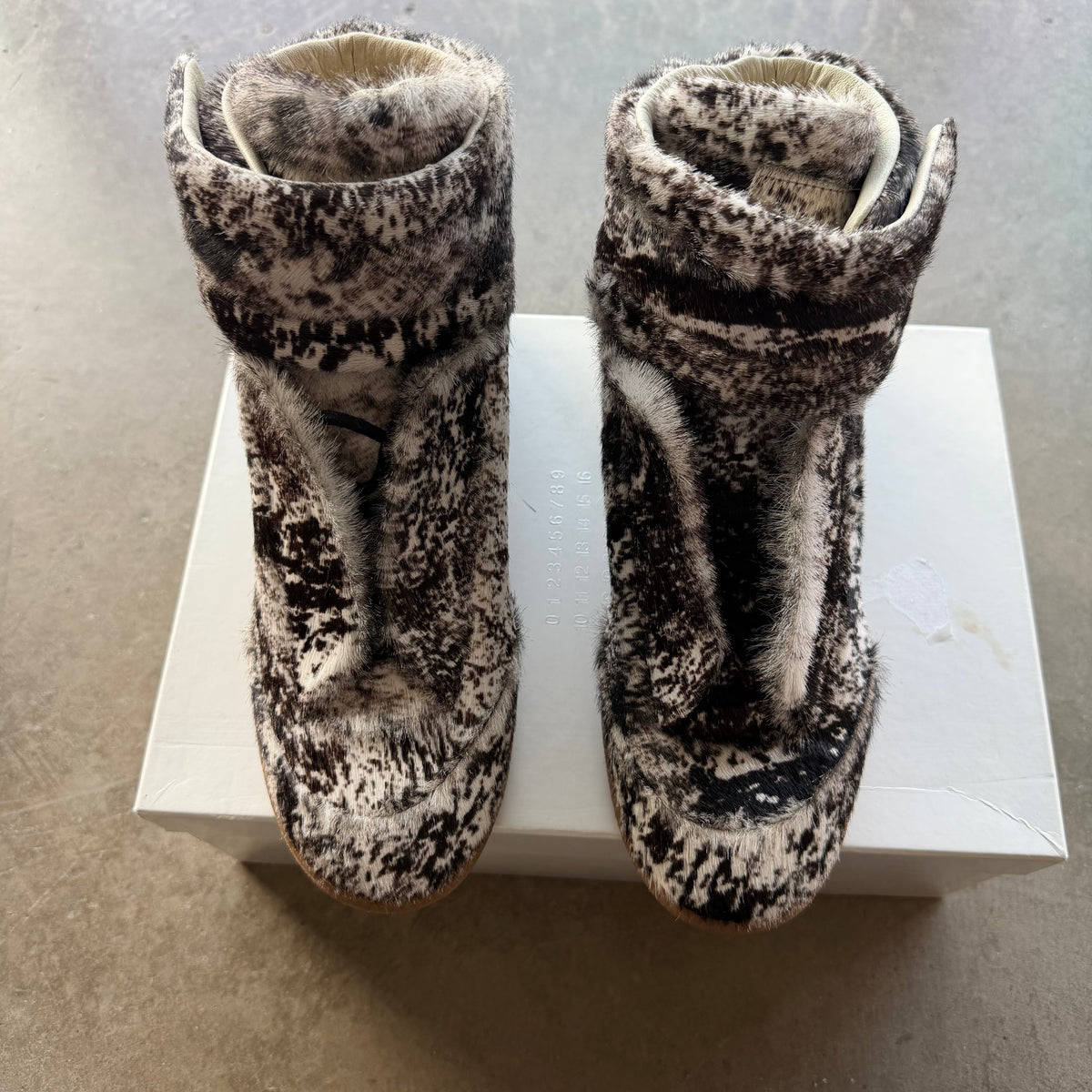9 Maison Margiela Futures High Pony Hair