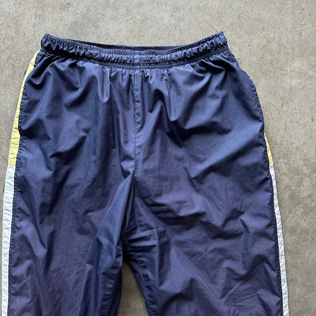 L 00s Blue Nike Trackpants