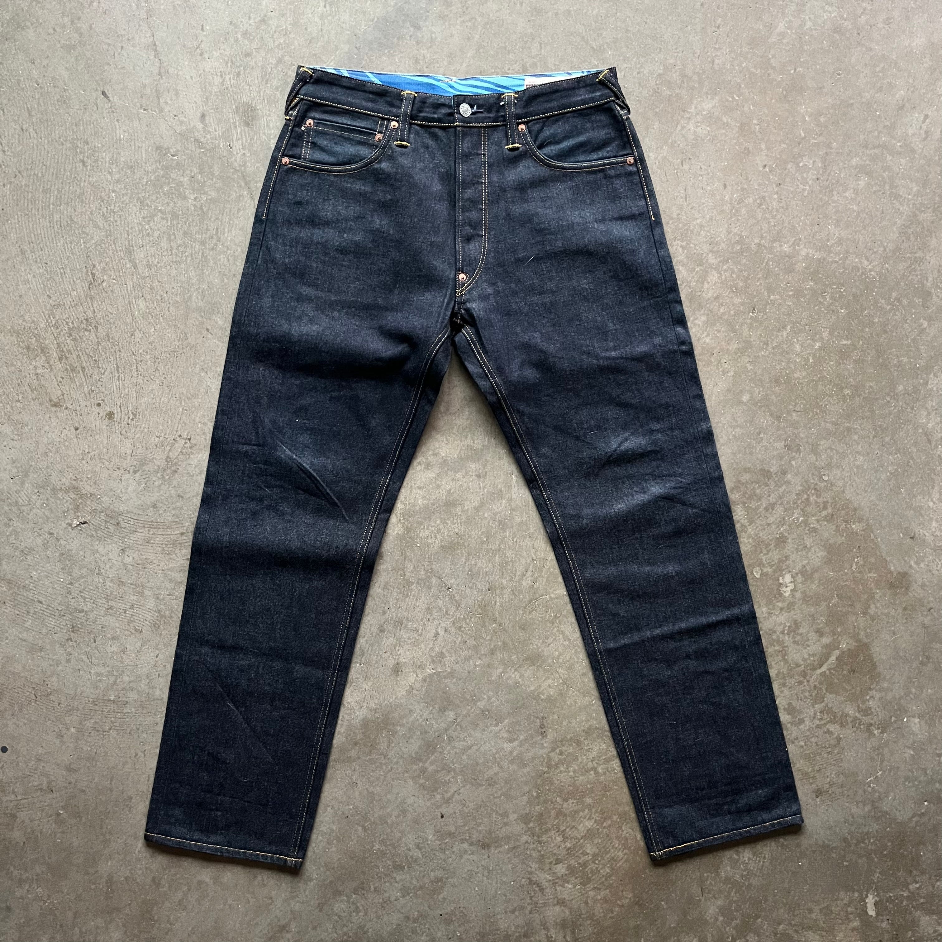 34x30 00s Evisu Rainbow Spellout Jeans