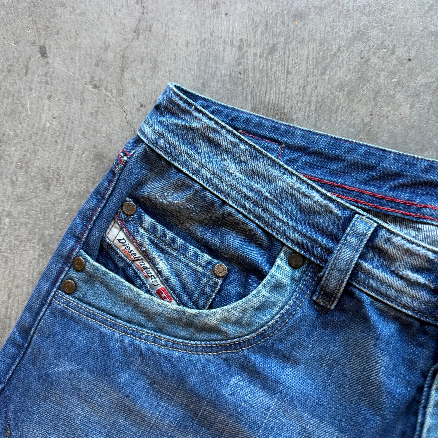 34x36 00s Diesel Jeans