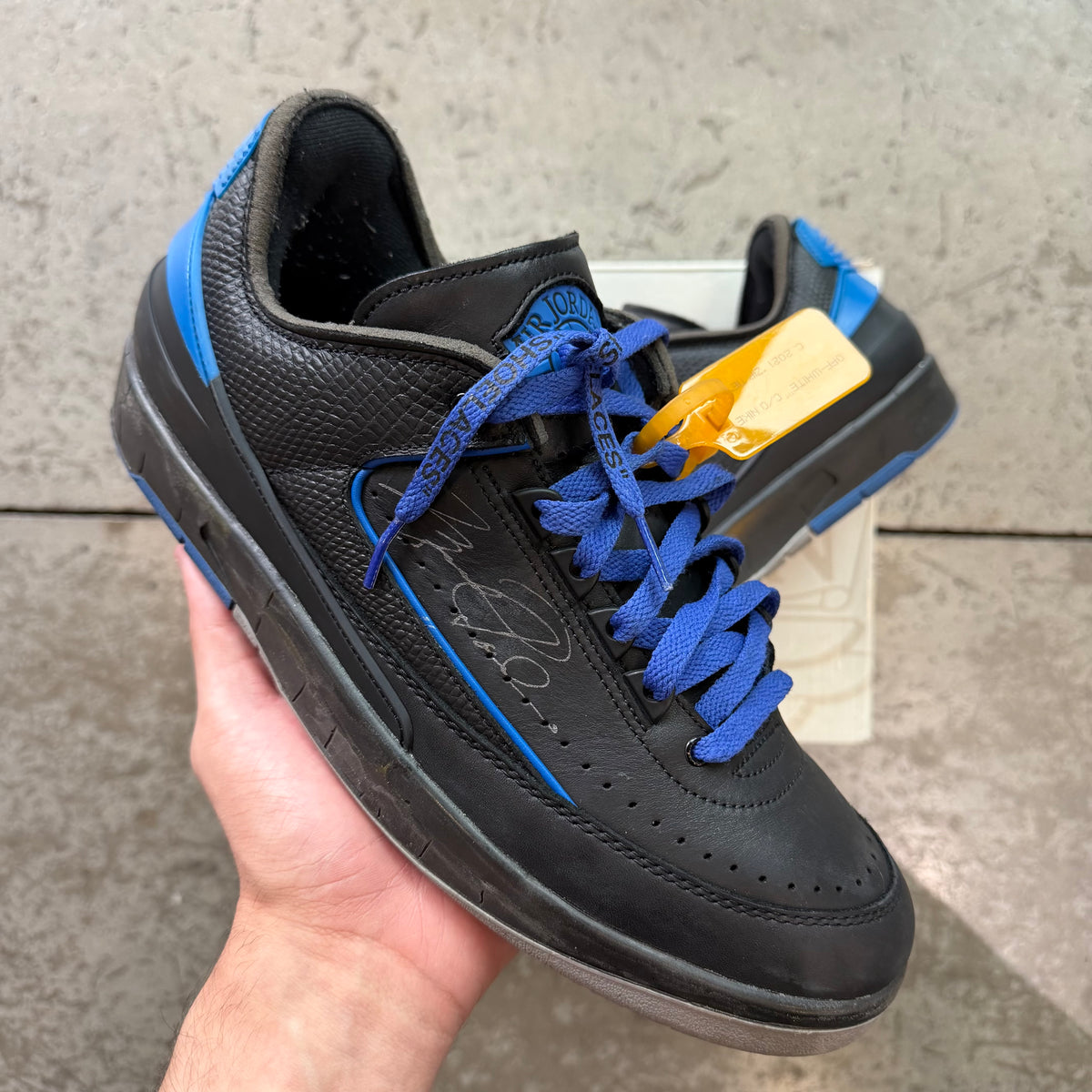 10.5 Used Off White Jordan 2 Low Black Royal