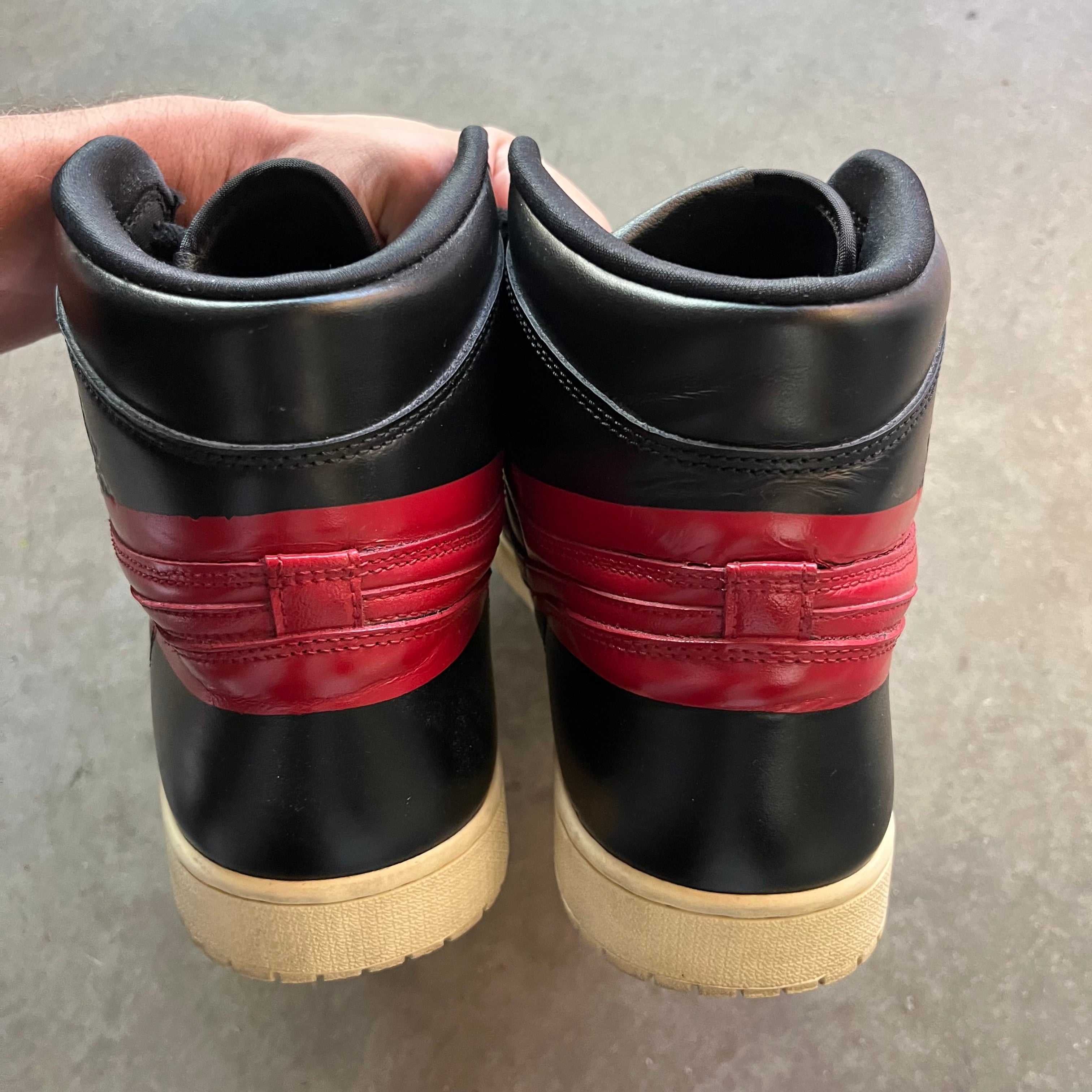 13 Used Jordan 1 Defiant Couture
