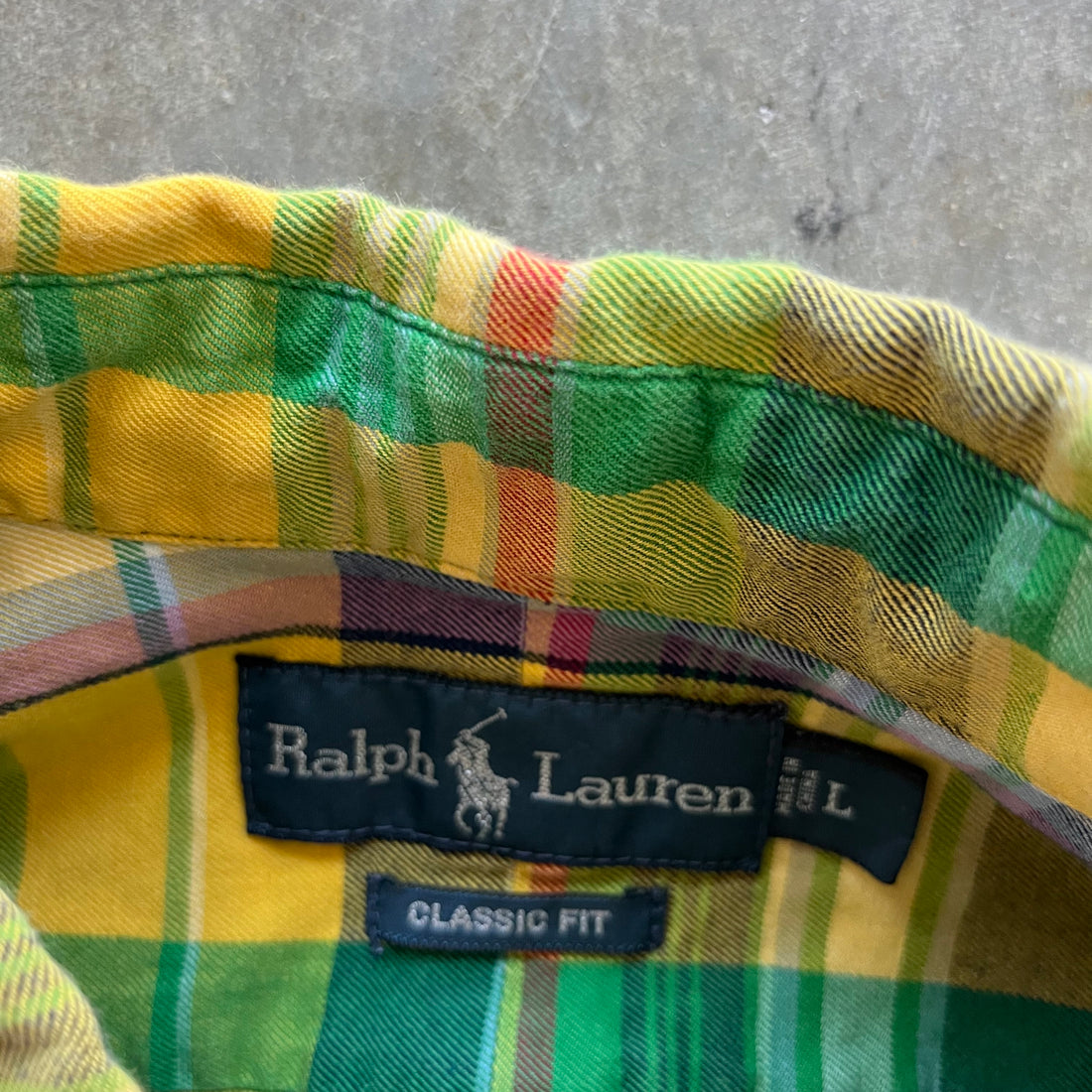 L 00s Polo Button Up
