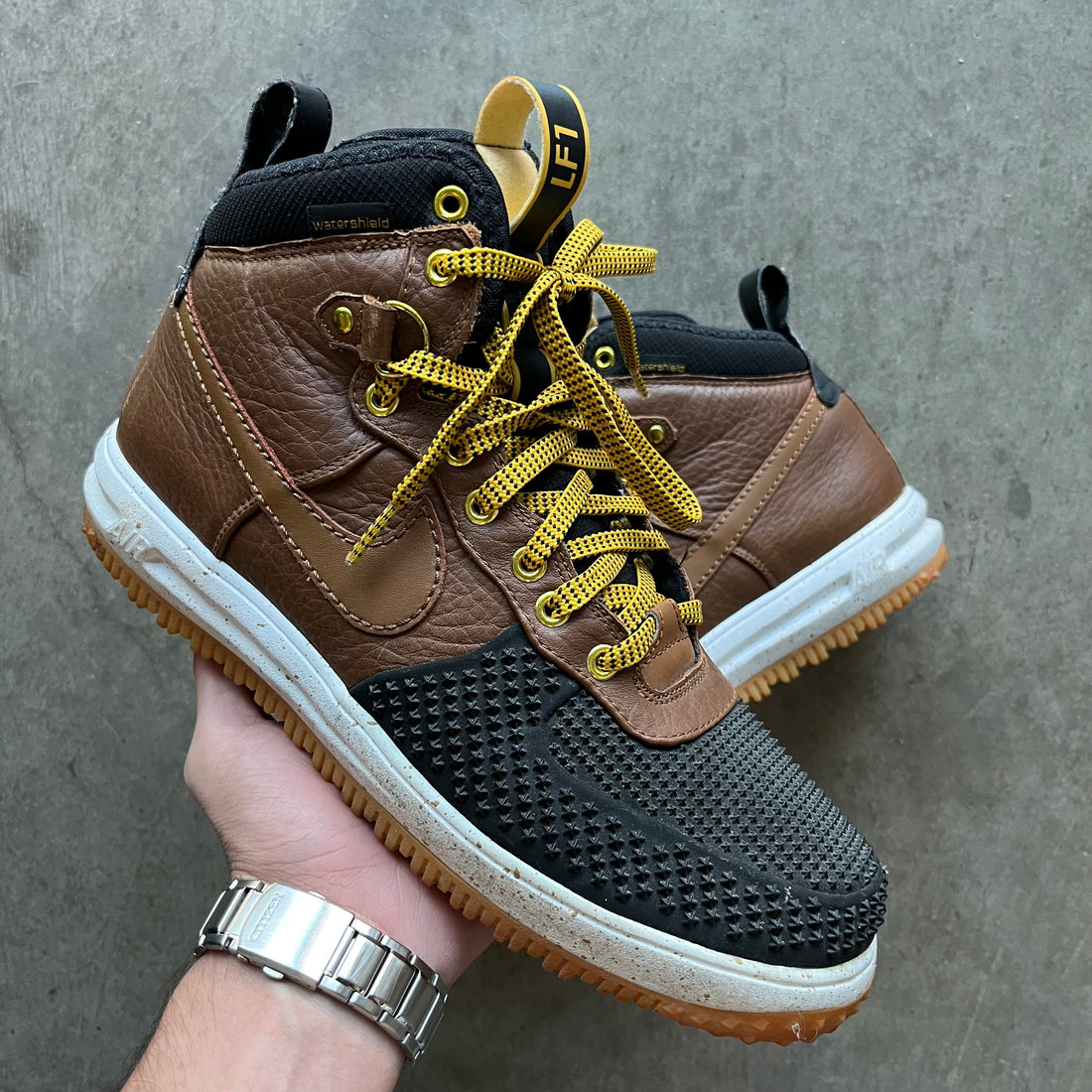 10-11.5
