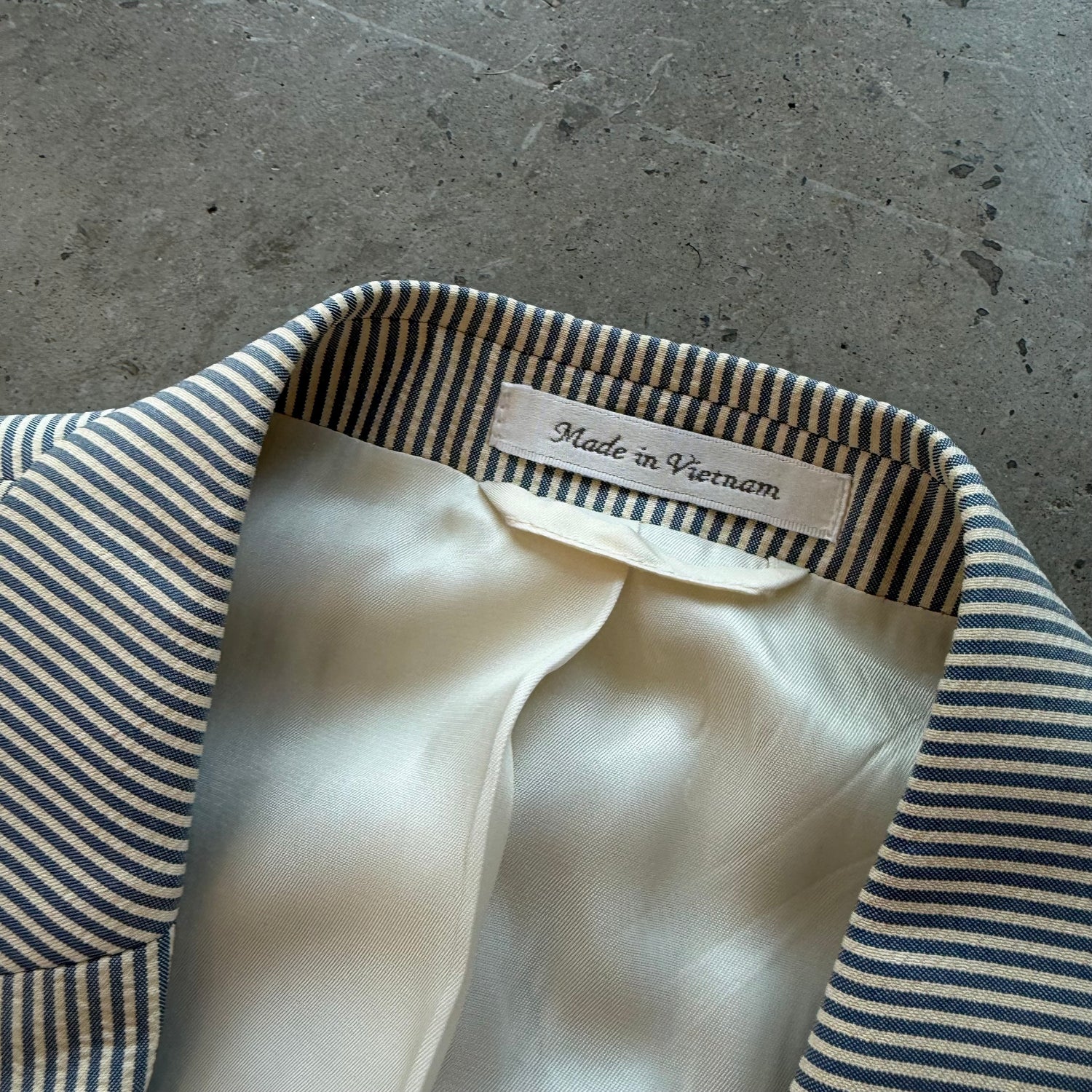 42R Lauren Ralph Lauren Blue/White Pinstripe Suit Jacket