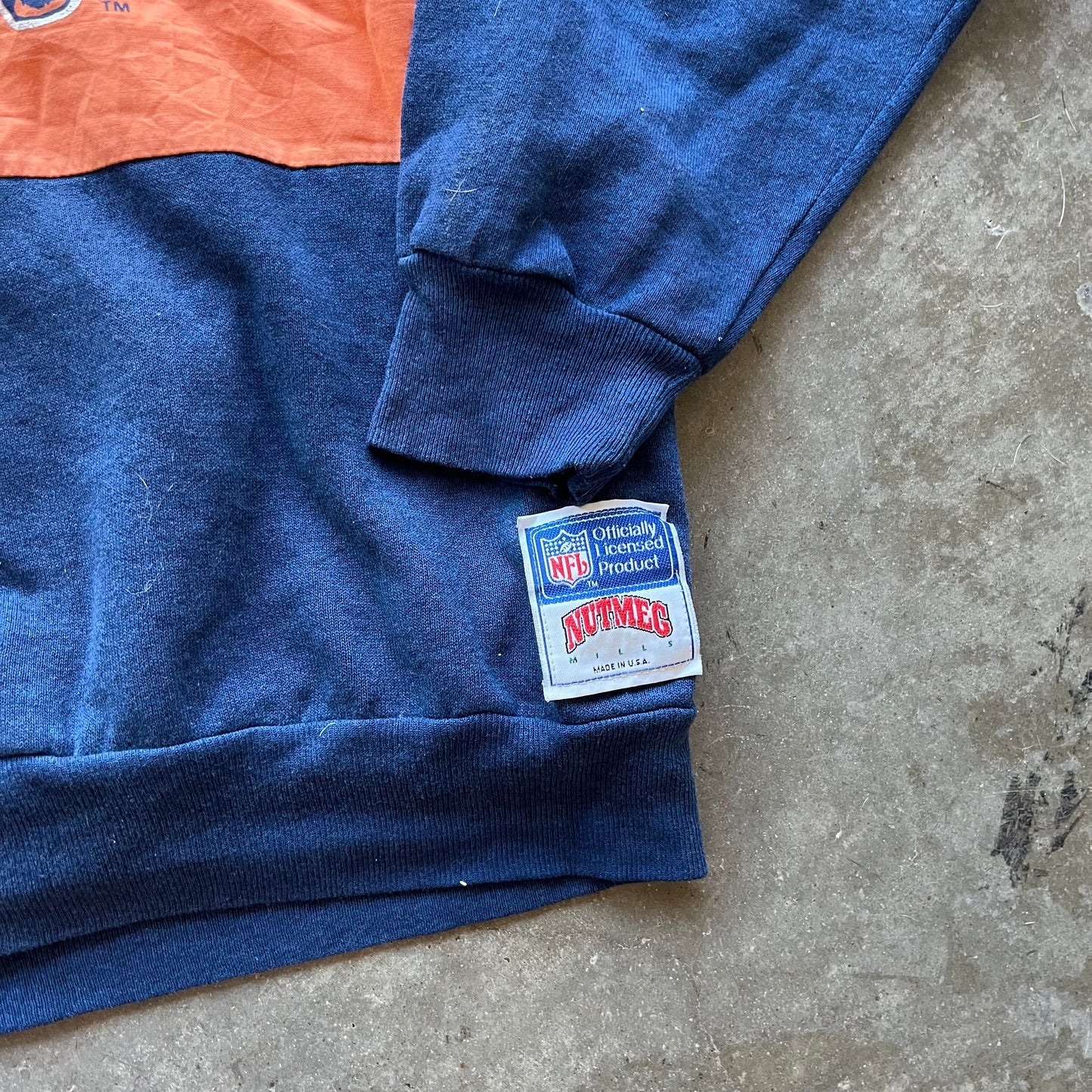 L 80s Bears Crewneck