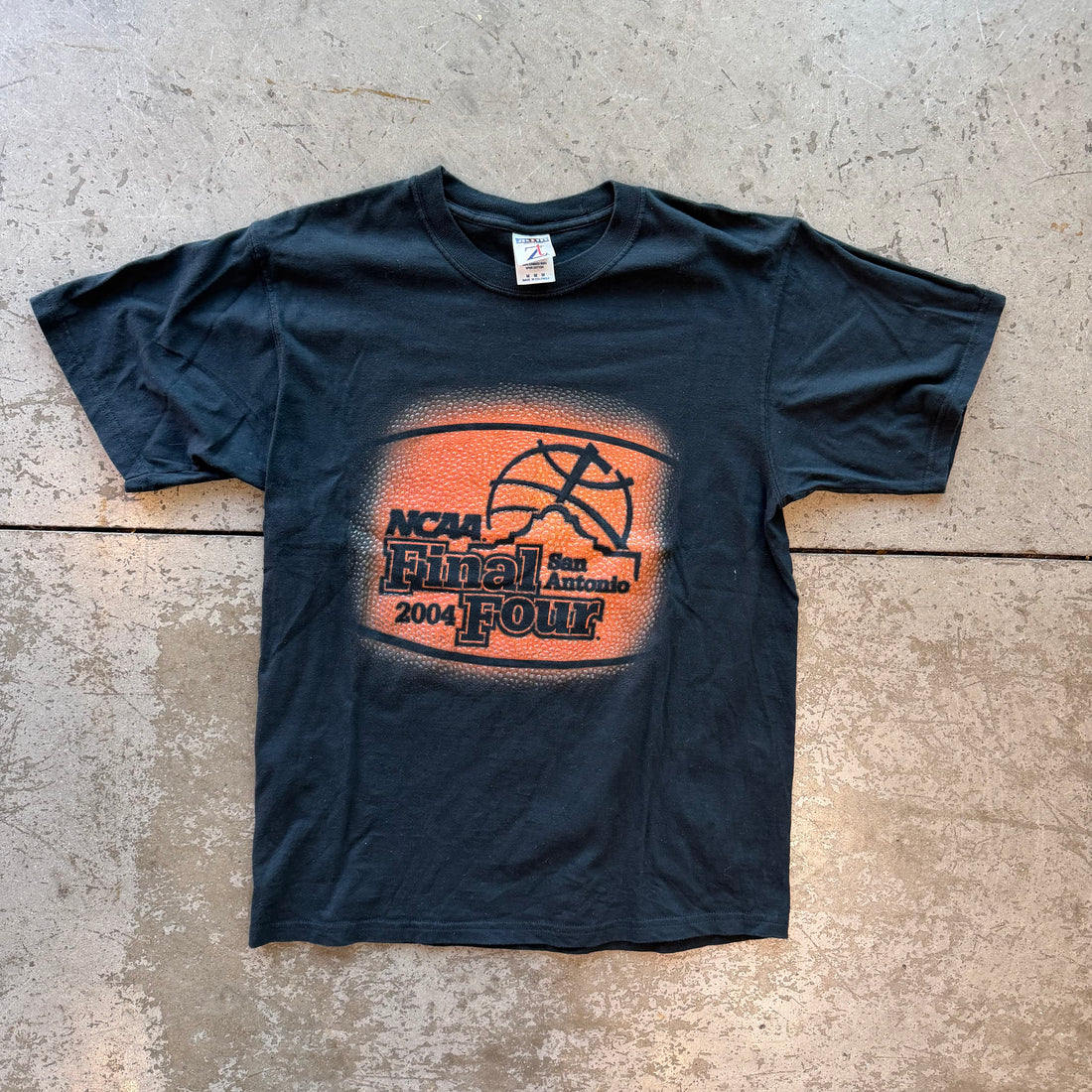 M 04 Final Four Tee