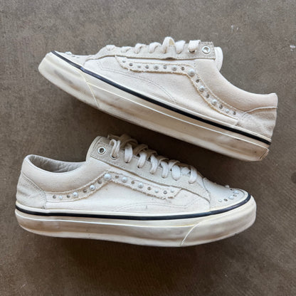 10.5 Vans Pearlized White