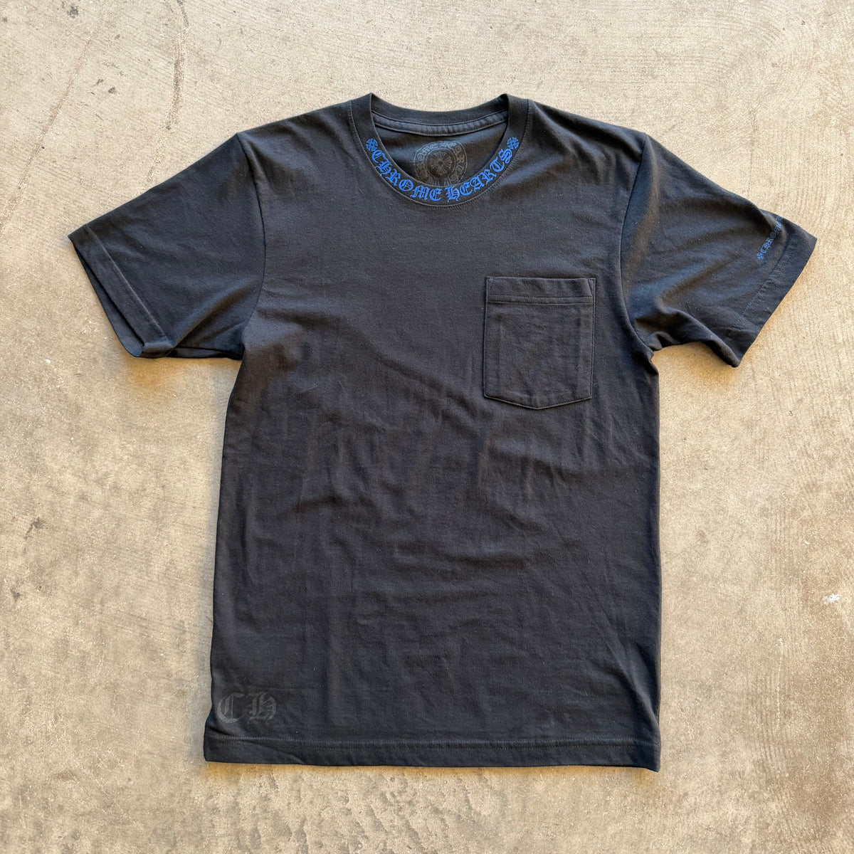 S Chrome Hearts Blue Neck Logo Tee