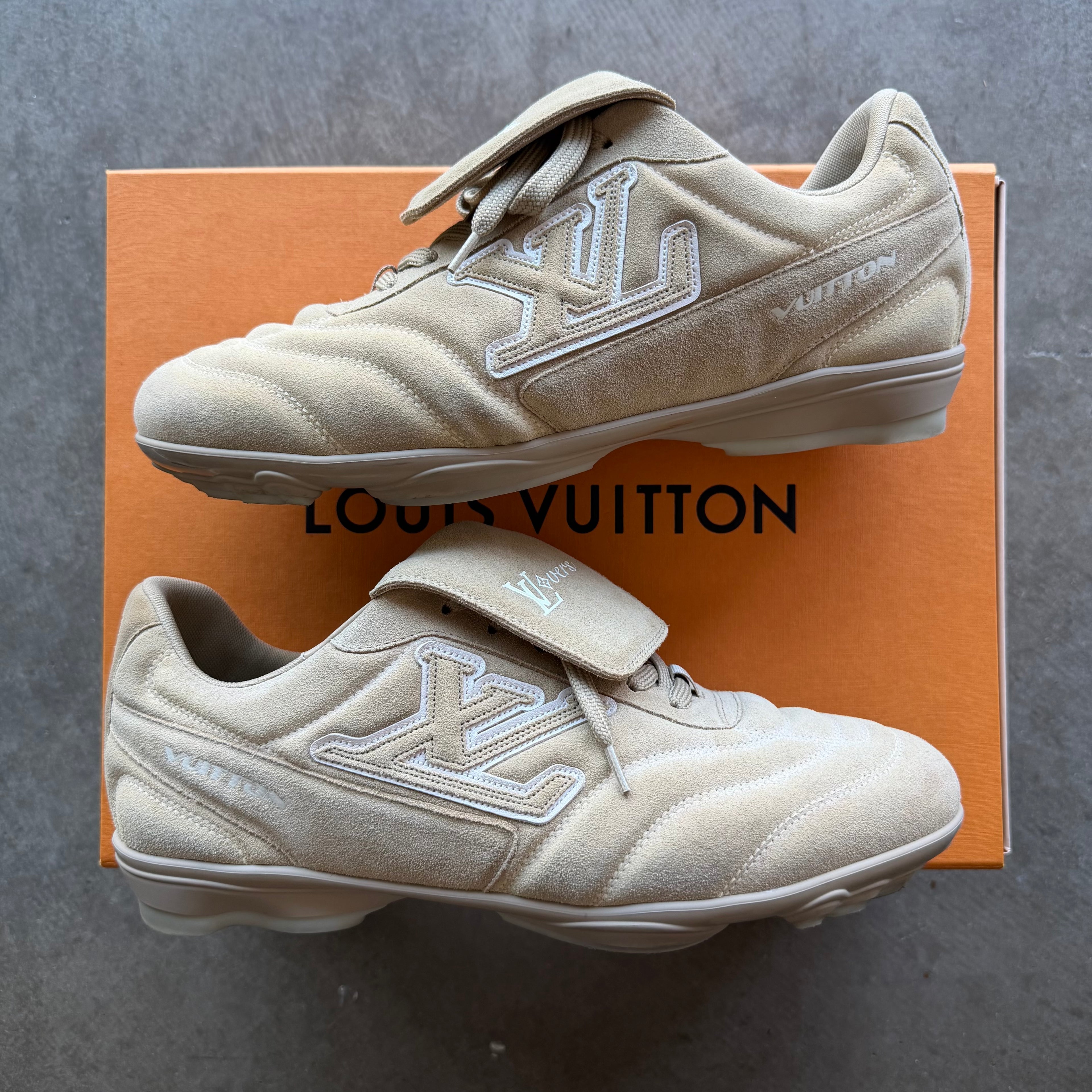 10 Louis Vuitton Footprint Sneaker Tan