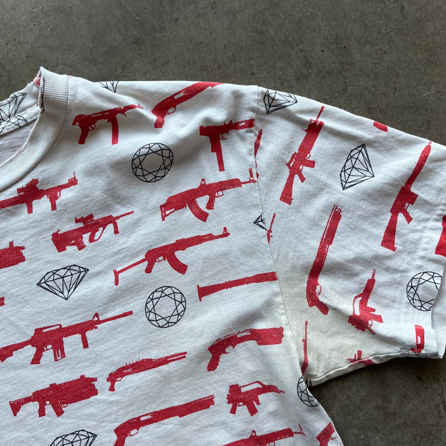L Y2K Guns and Diamonds Tee