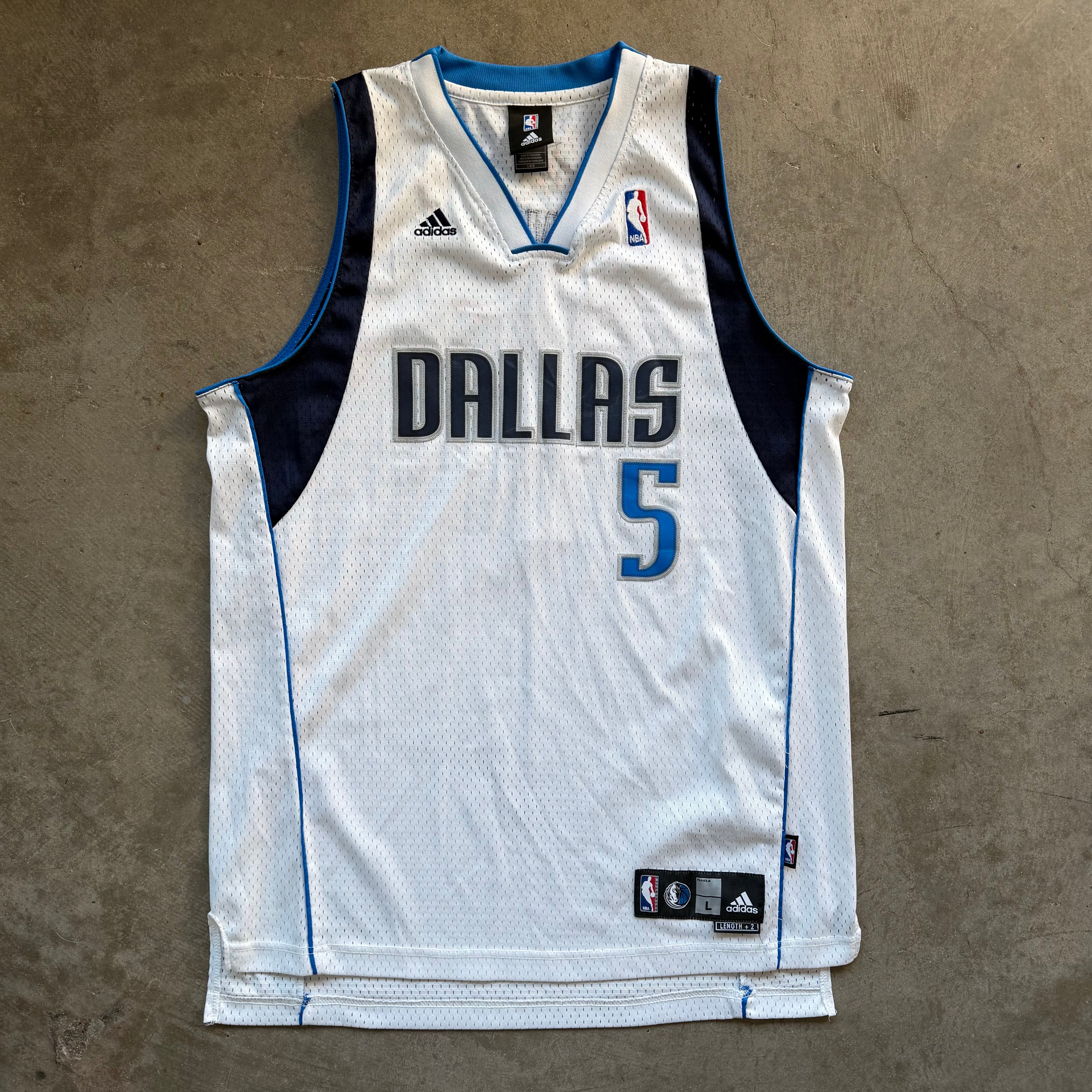 L 00s Mavs Howard Jersey