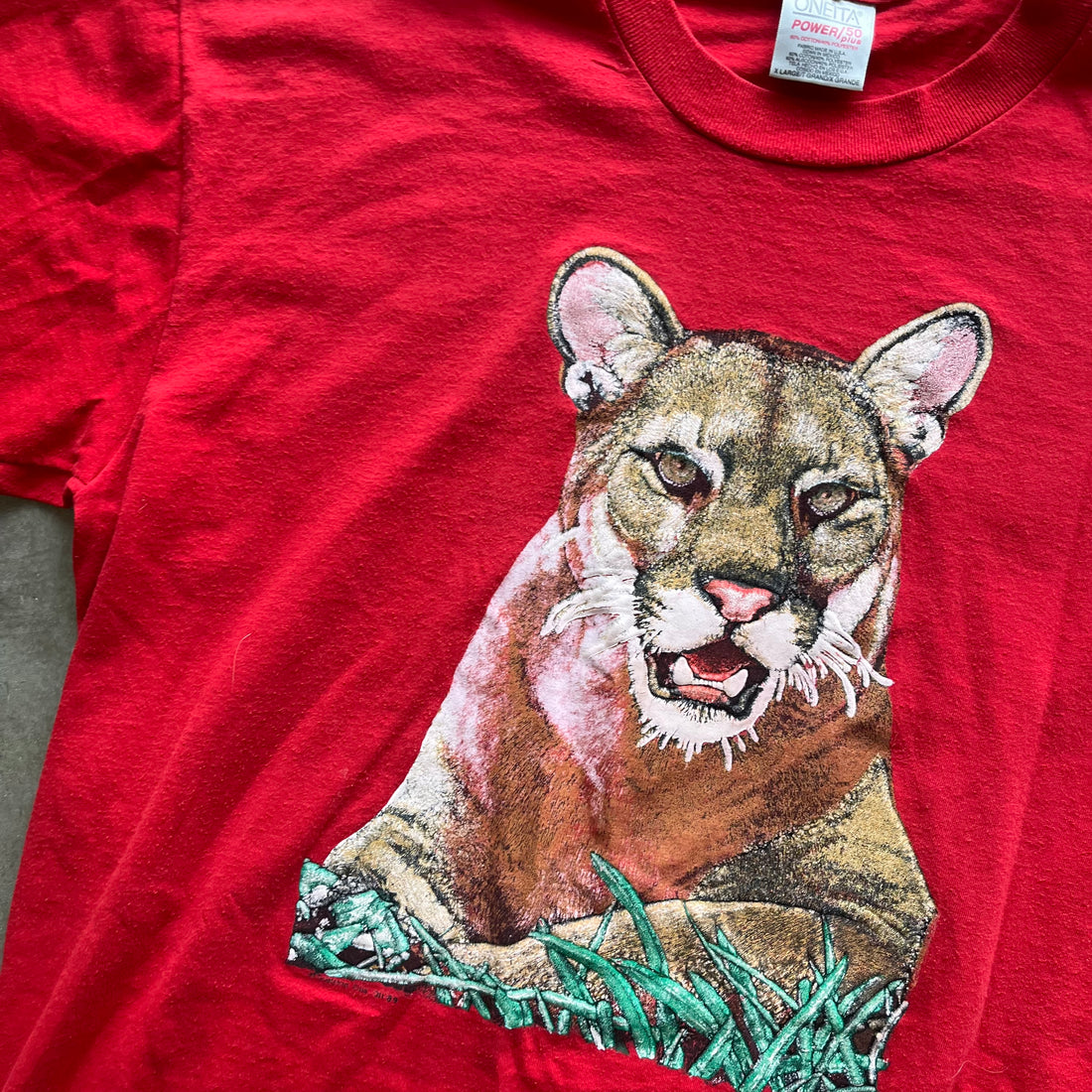 XL 90s Lion Nature Tee