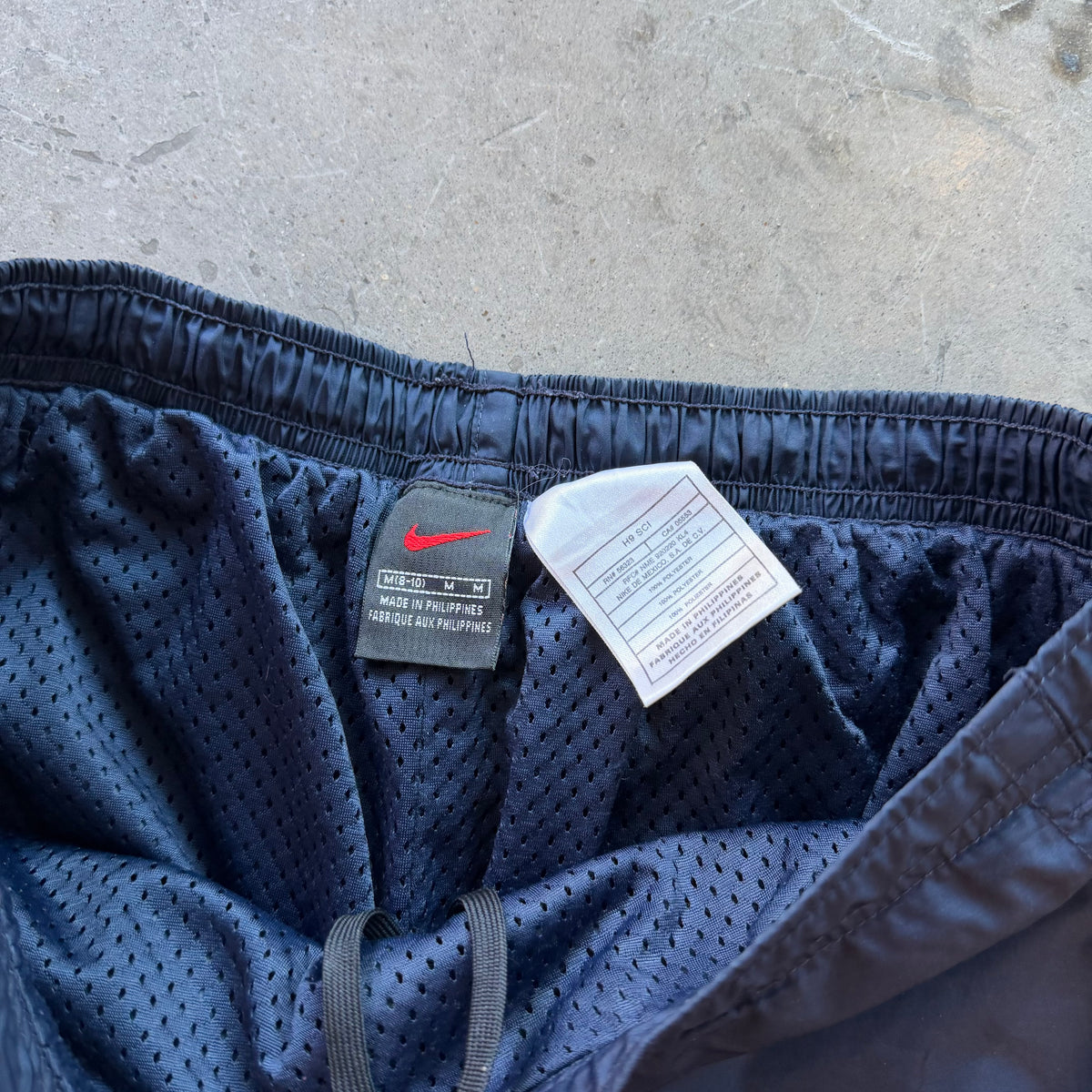 M 00s Navy Nike Track Pants
