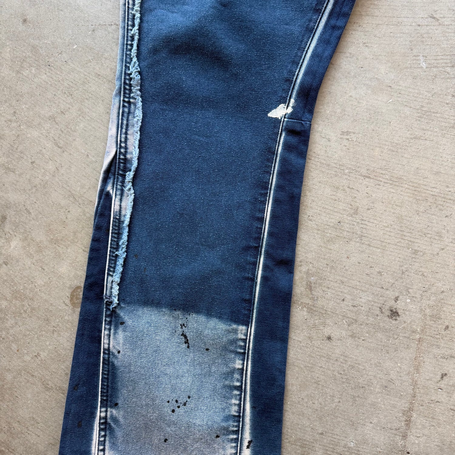 38x32 Gallery Dept. Flared Double Knews Navy