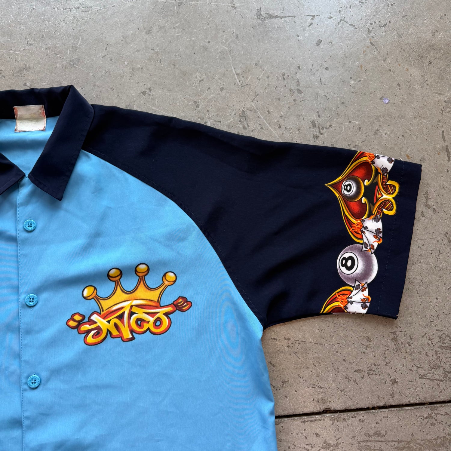 XL 00s JNCO 8ball Button Up