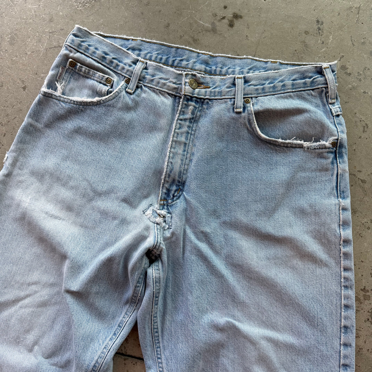 36x32 00s Distressed Carhartt Jeans