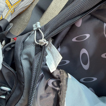 2000s Oakley Kitchen Sink Tactical Bag Grey