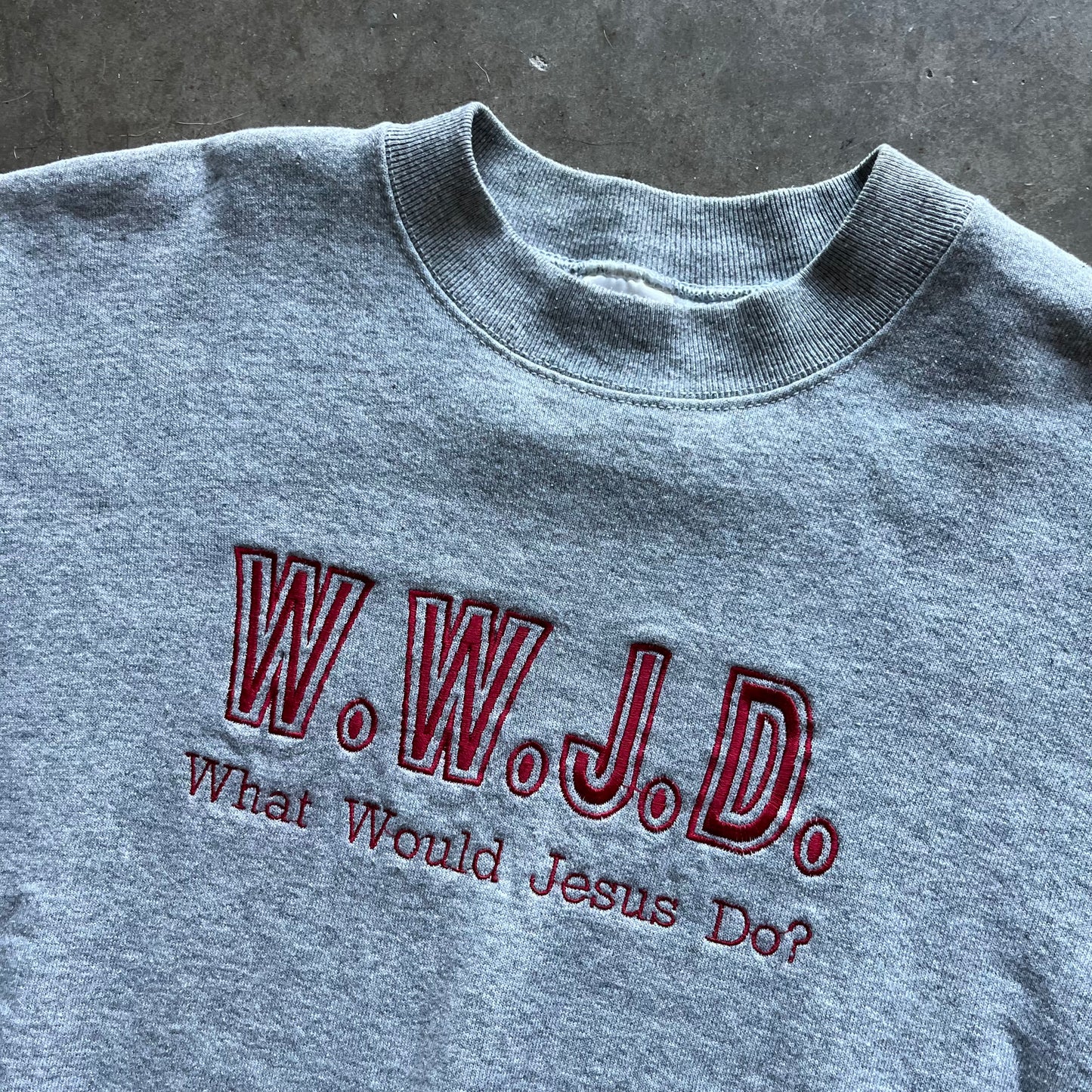 XL 00s WWJD Crewneck