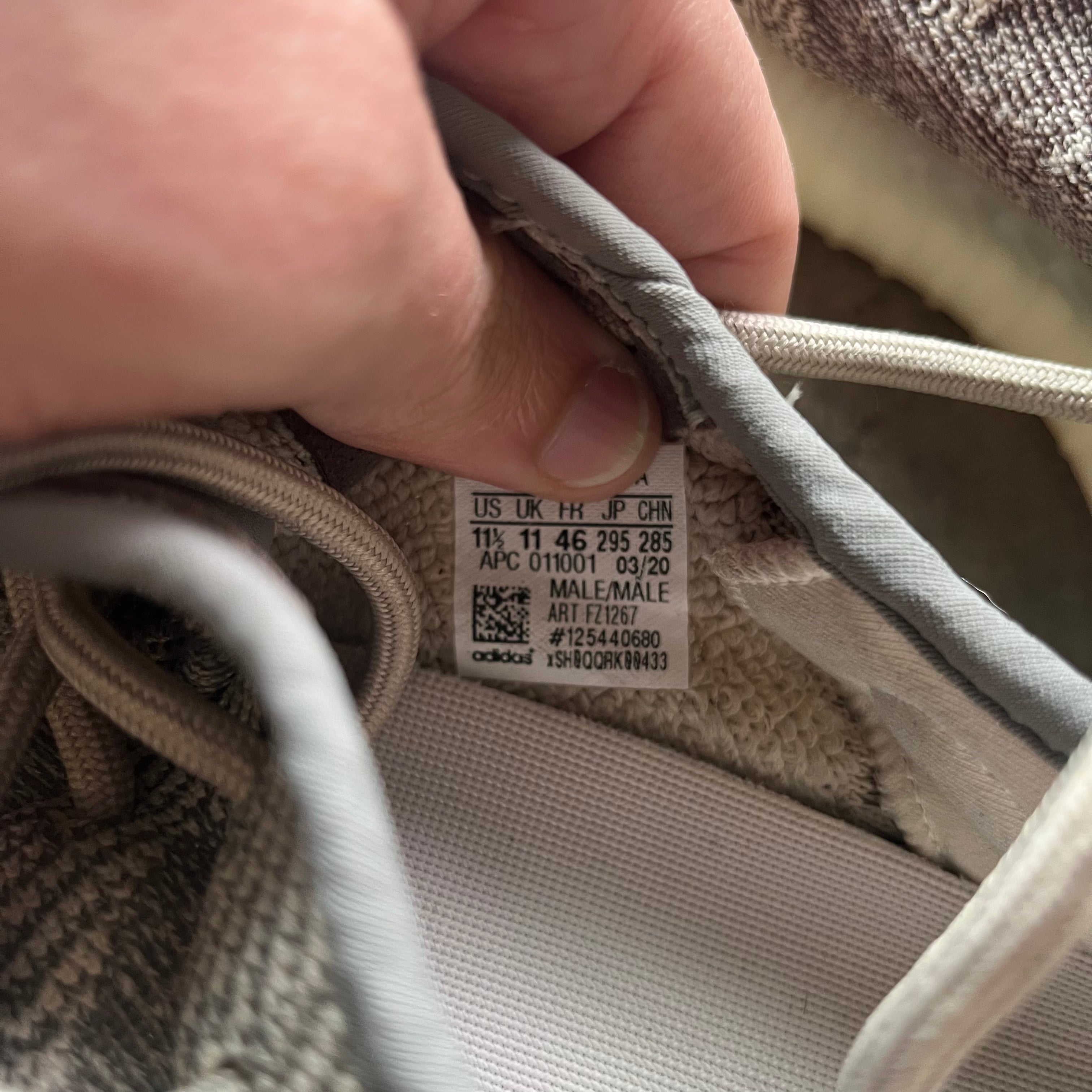 11.5 Used Yeezy 350v2 Zyon