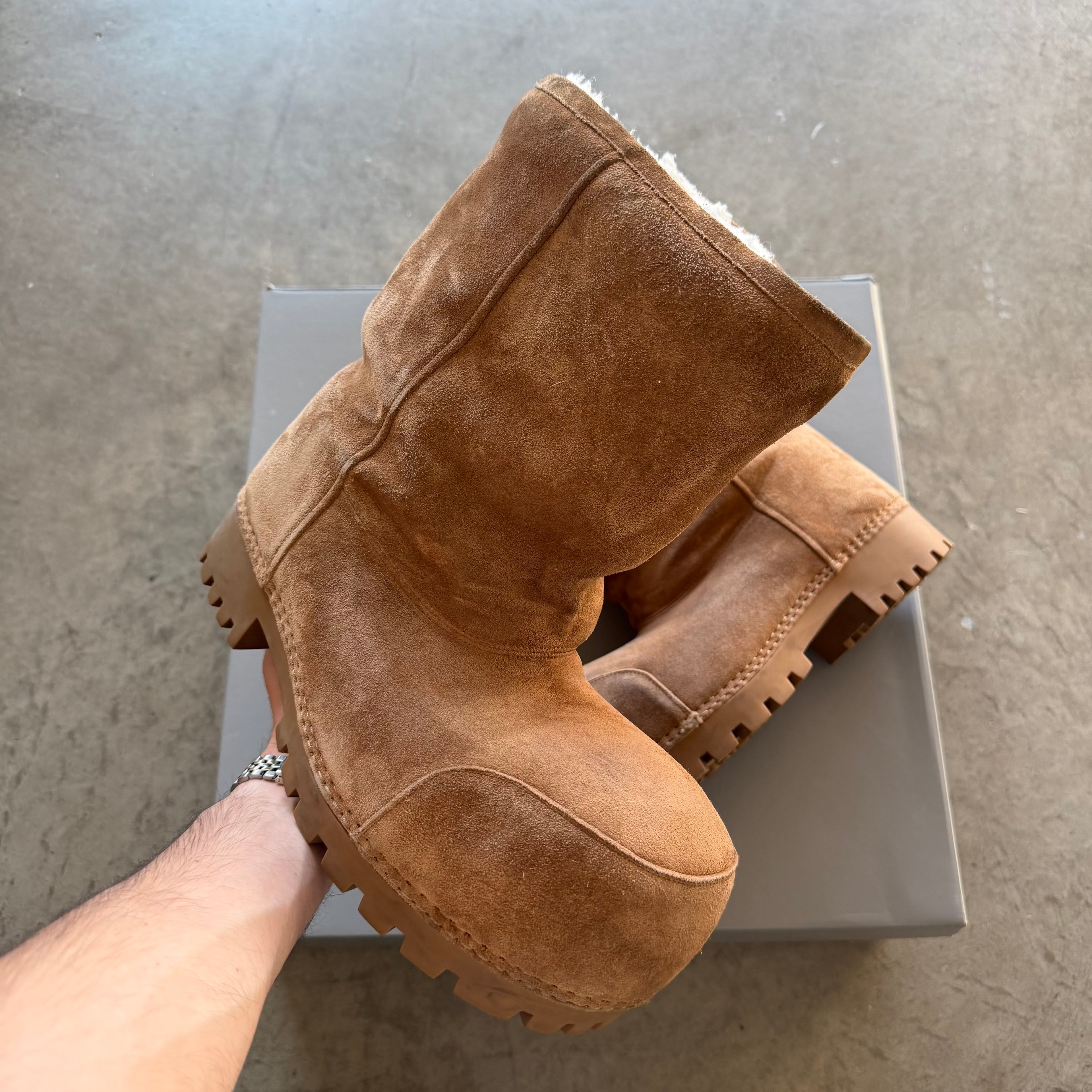 10 Balenciaga Alaska Boot Brown