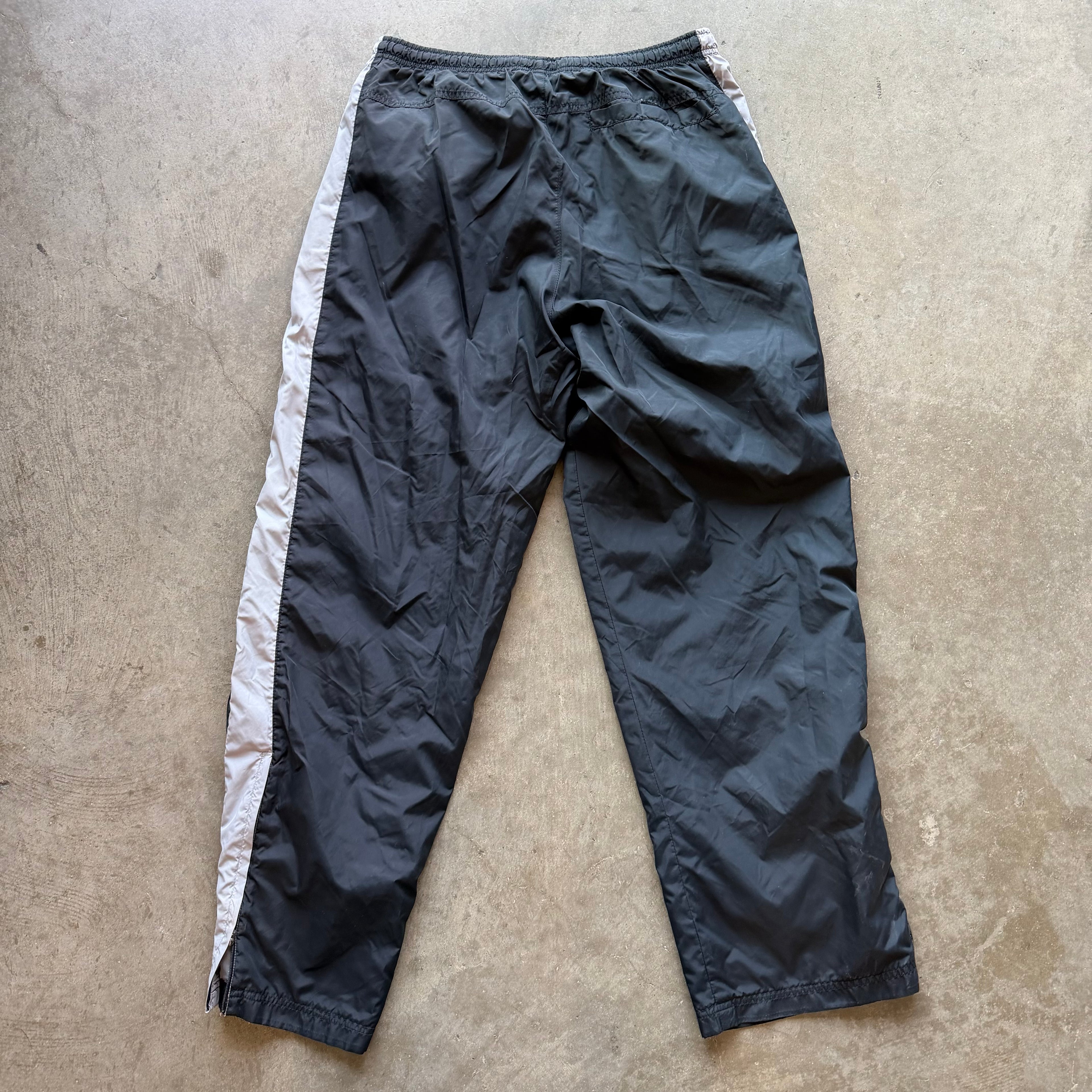 M 00s Nike Track Pants