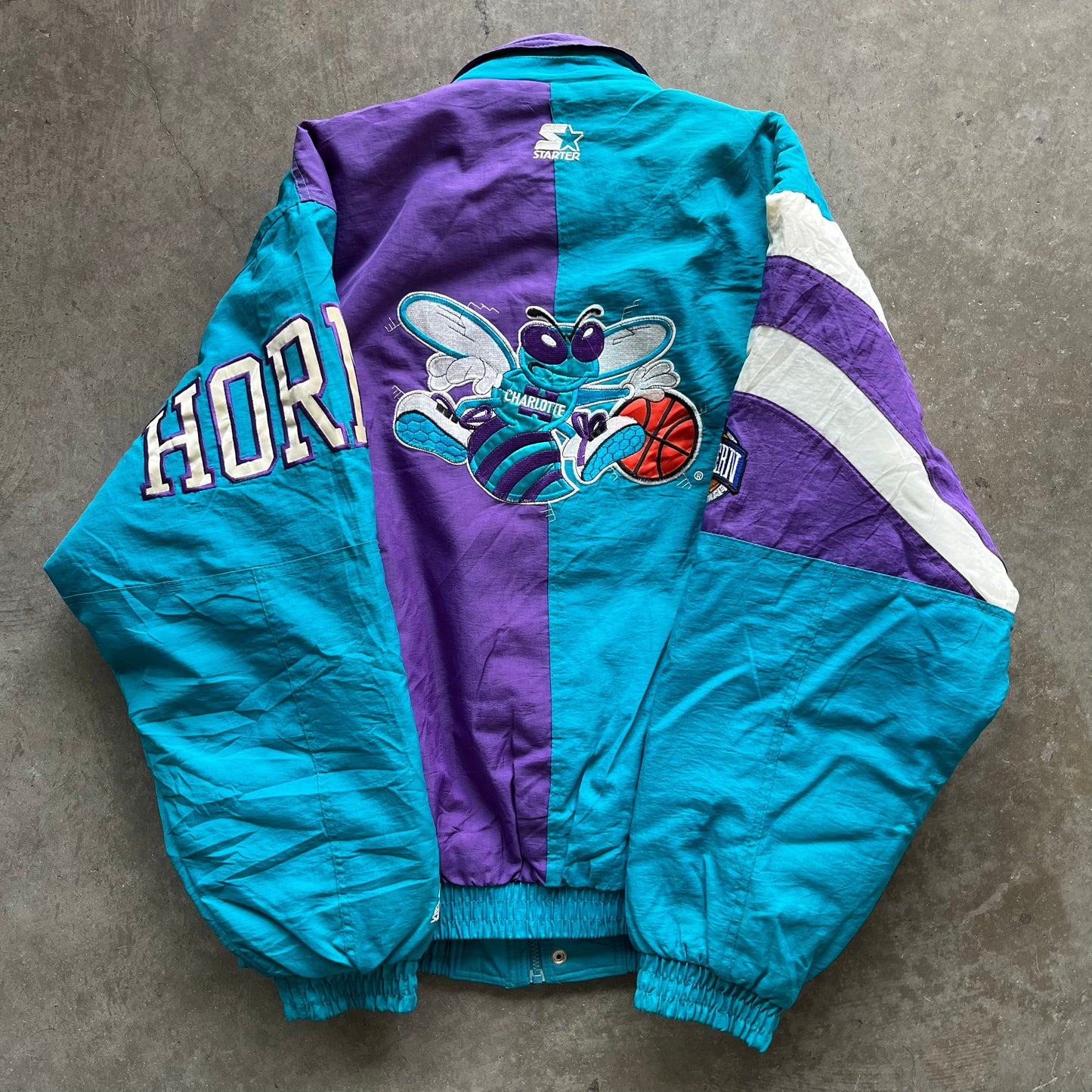 L 90s Hornets Puff Jacket