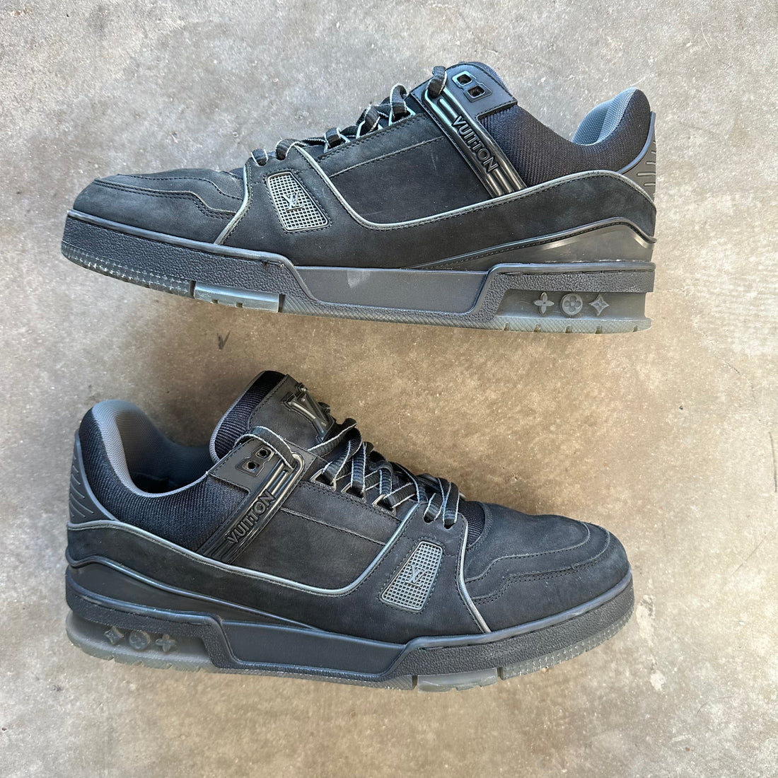 11.5 Used LV Trainer Black Suede