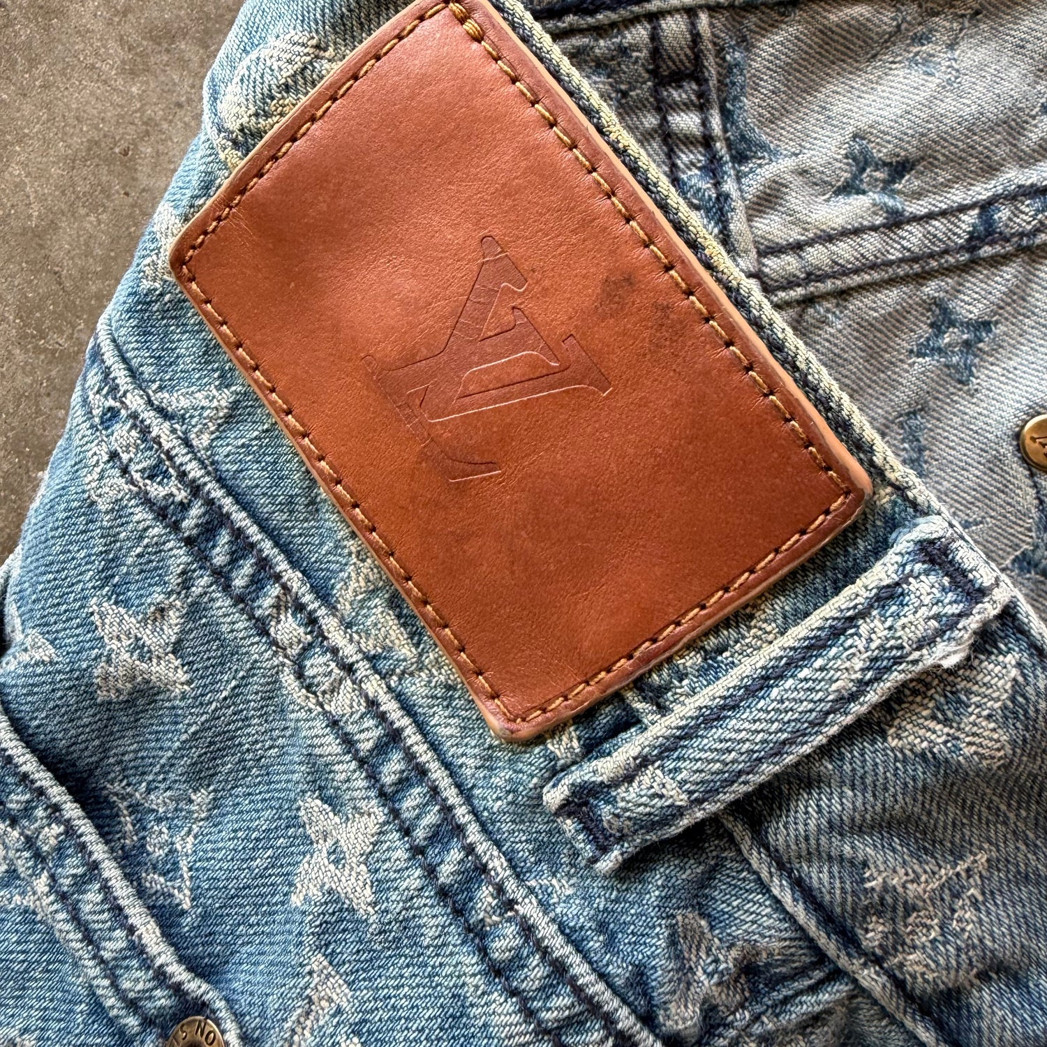 33x32 Louis Vuitton x Supreme Jacquard Denim