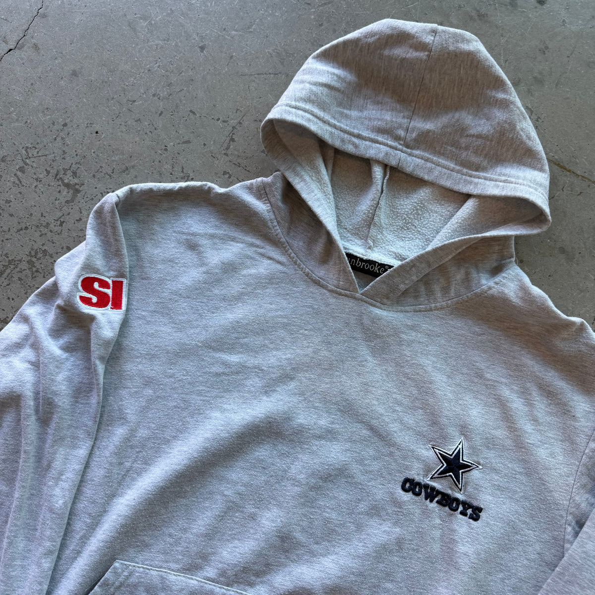 L 90s Sports Illustrated Cowboys Hoodie