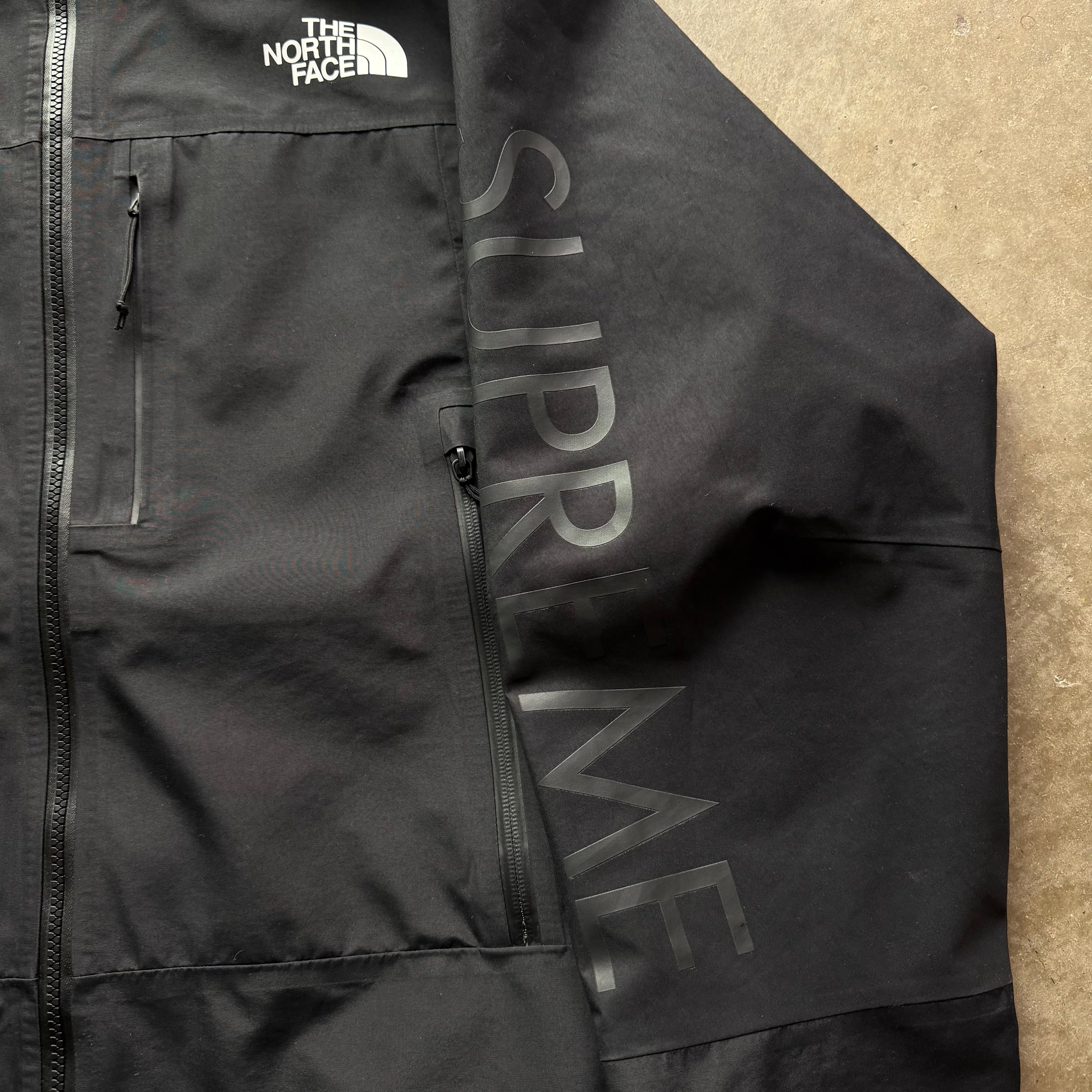 L Supreme The North Face Split Seam Jacket