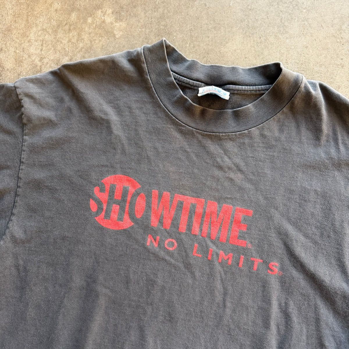 XL 90s Showtime No Limits Tee