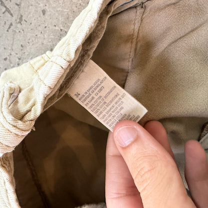 34w 00s American Eagle Cargo Shorts