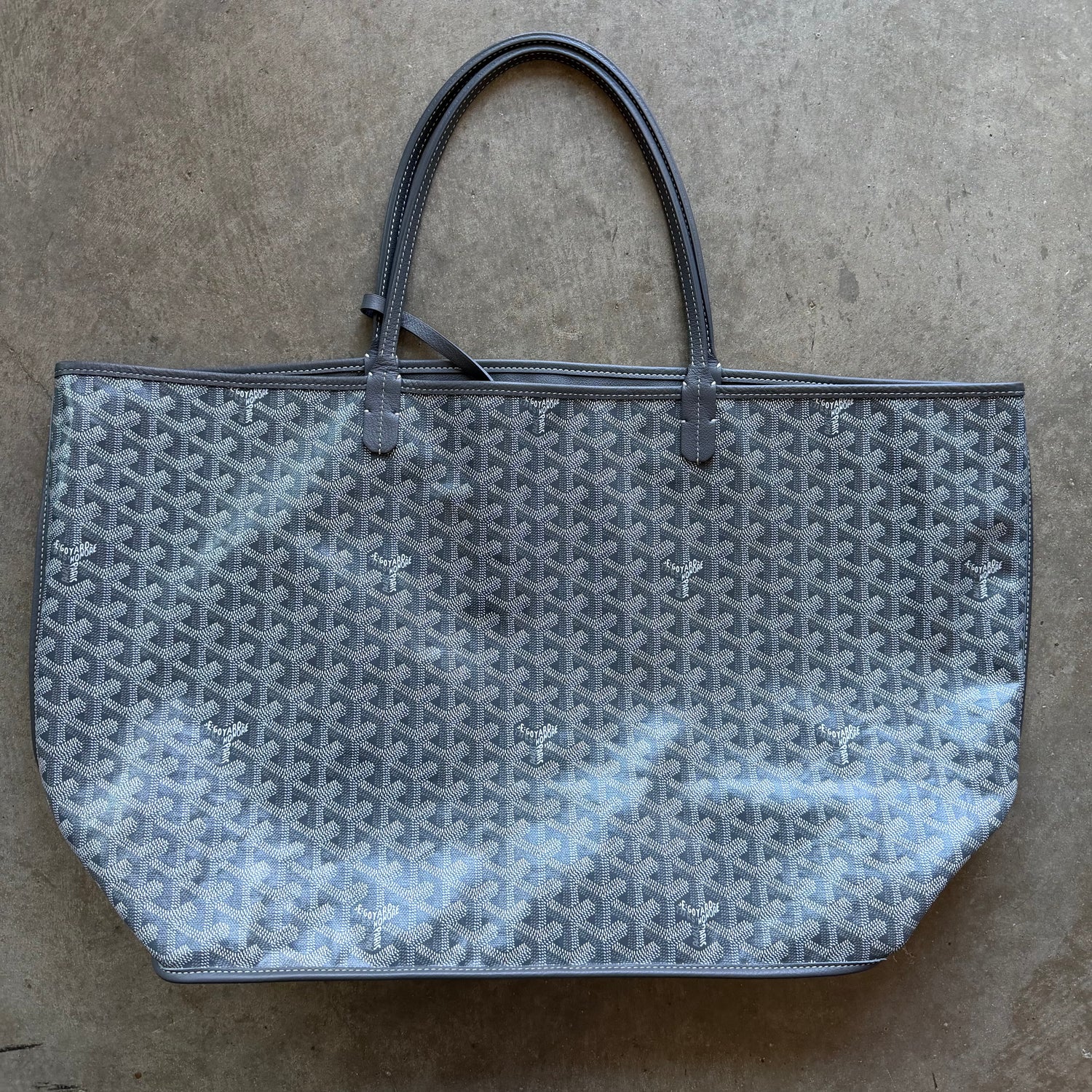 Goyard Anjou Reversible GM Grey