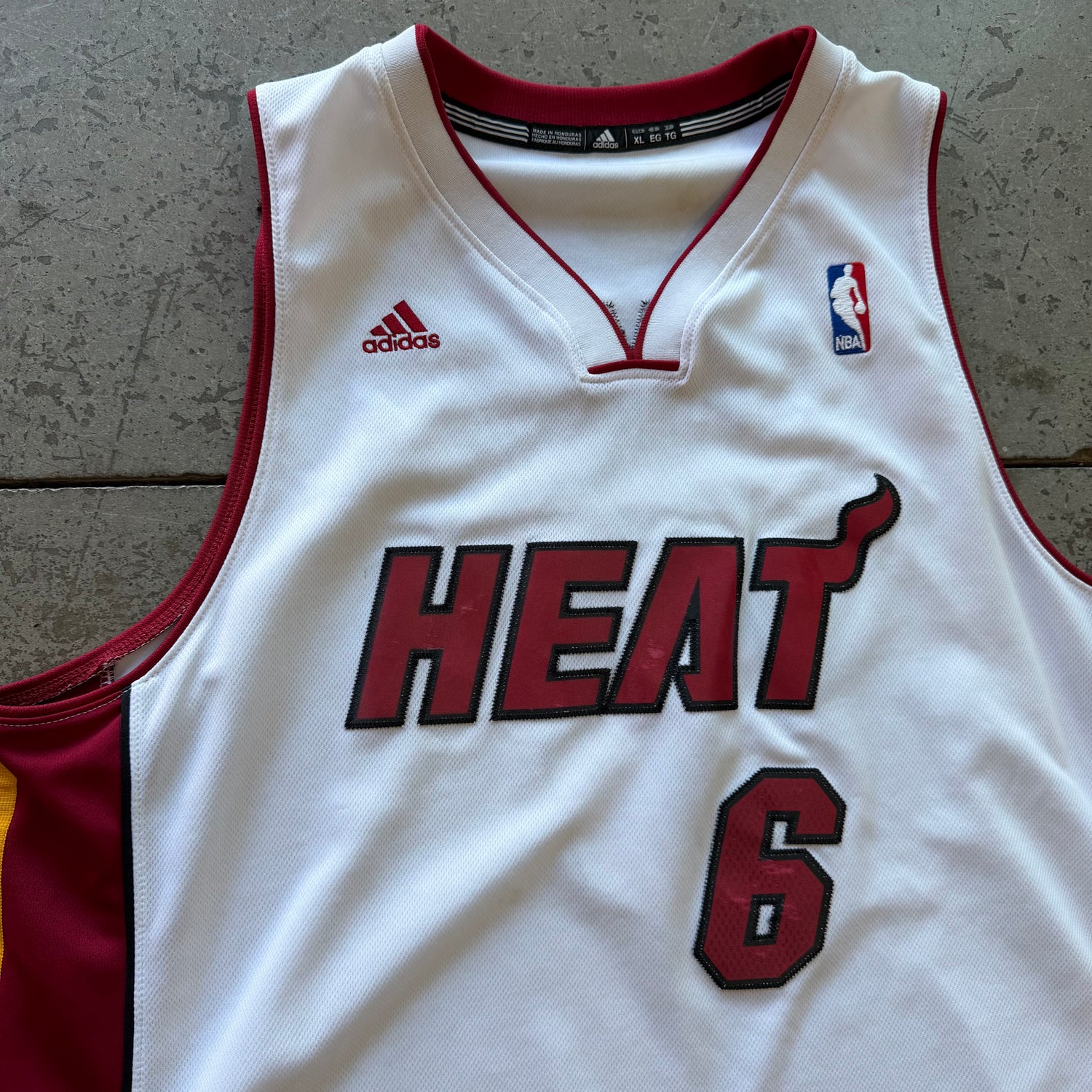 XL 2012 LeBron Heat Jersey
