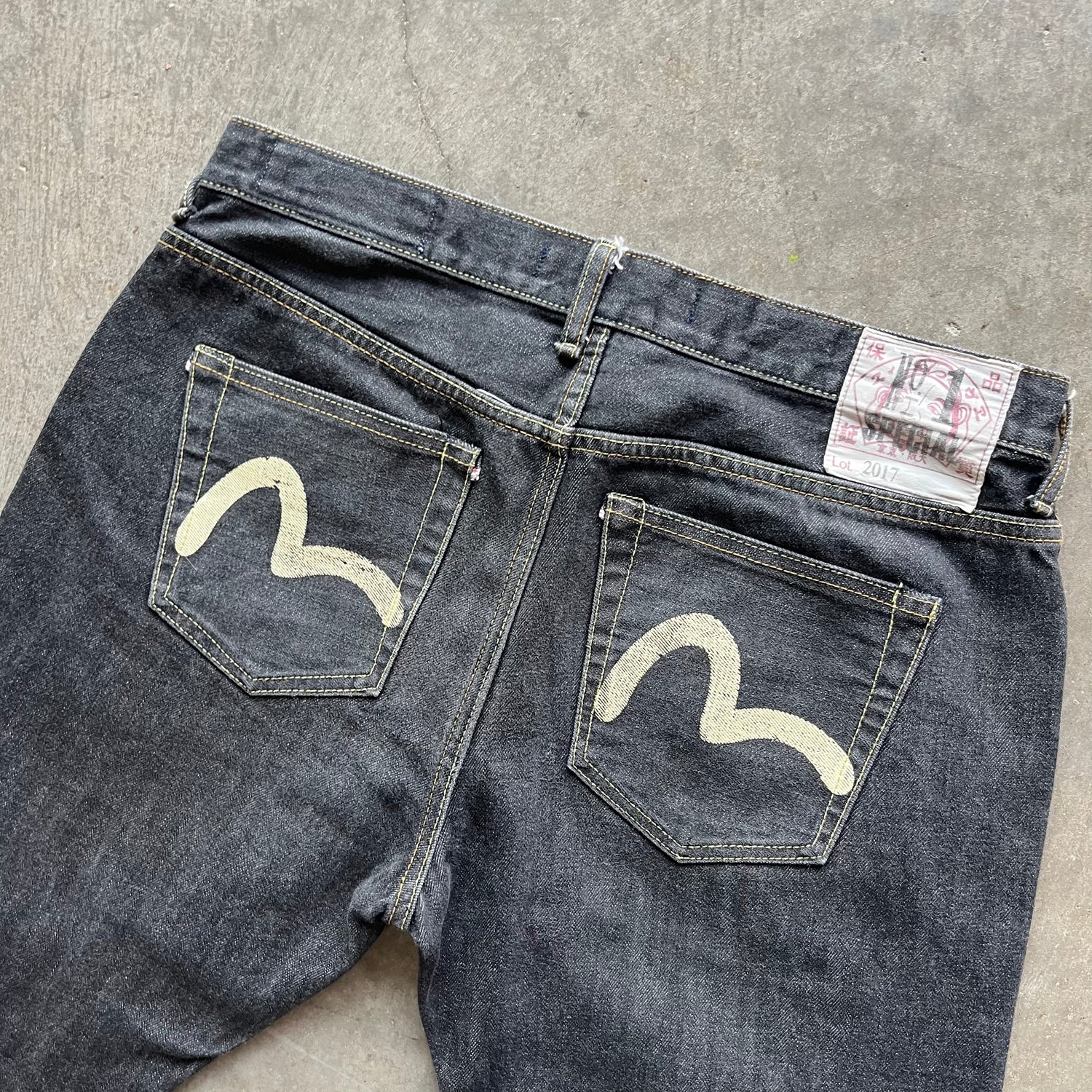 33x32 Hand Painted Evisu Jeans