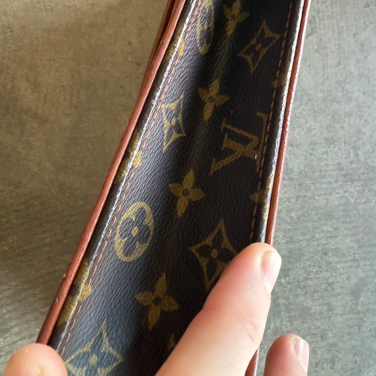 Louis Vuitton Pochette Dame Clutch