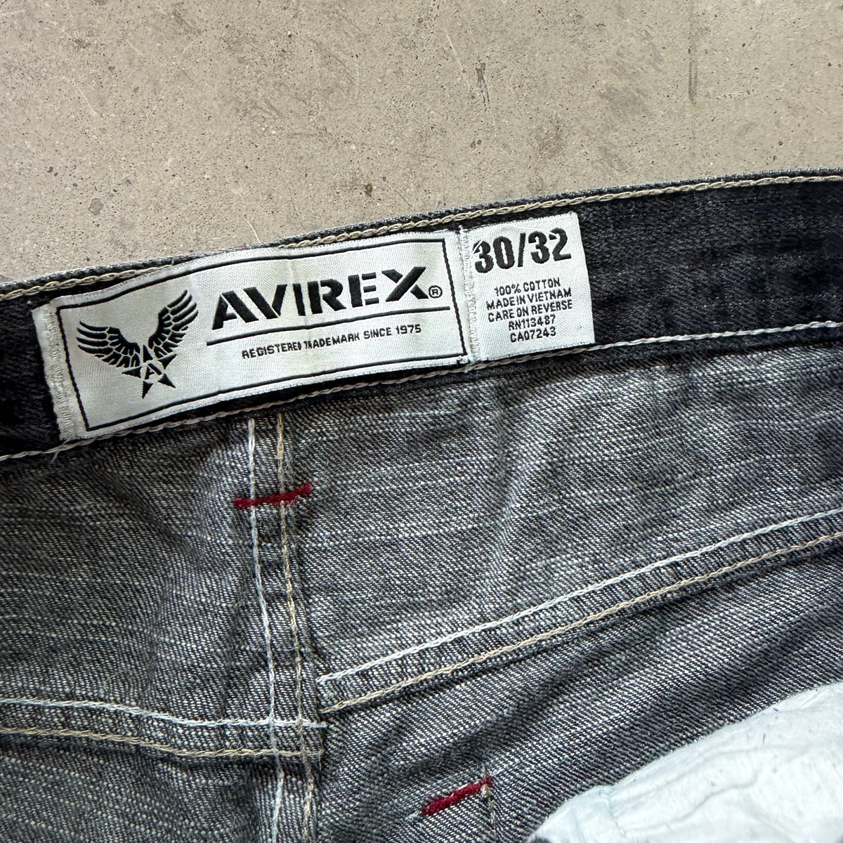 30x32 Y2K Avirex Jeans