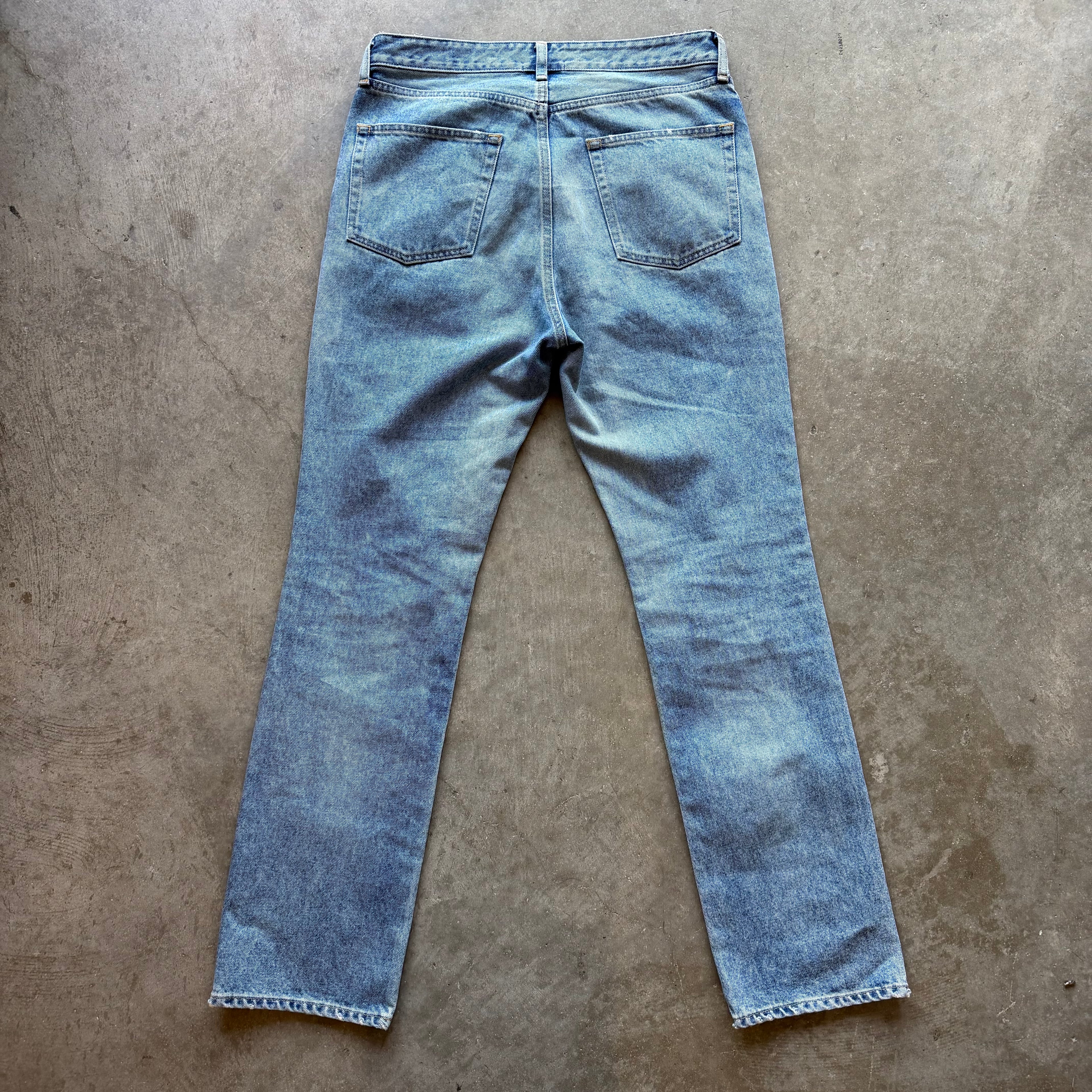 30x30 John Elliot Lightwash Denim