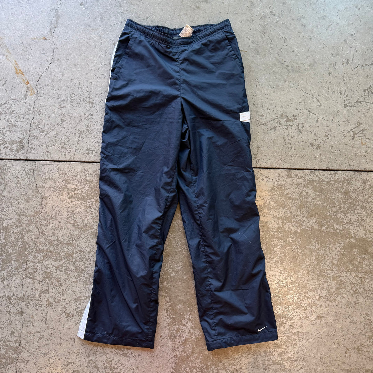 M 00s Navy Nike Track Pants