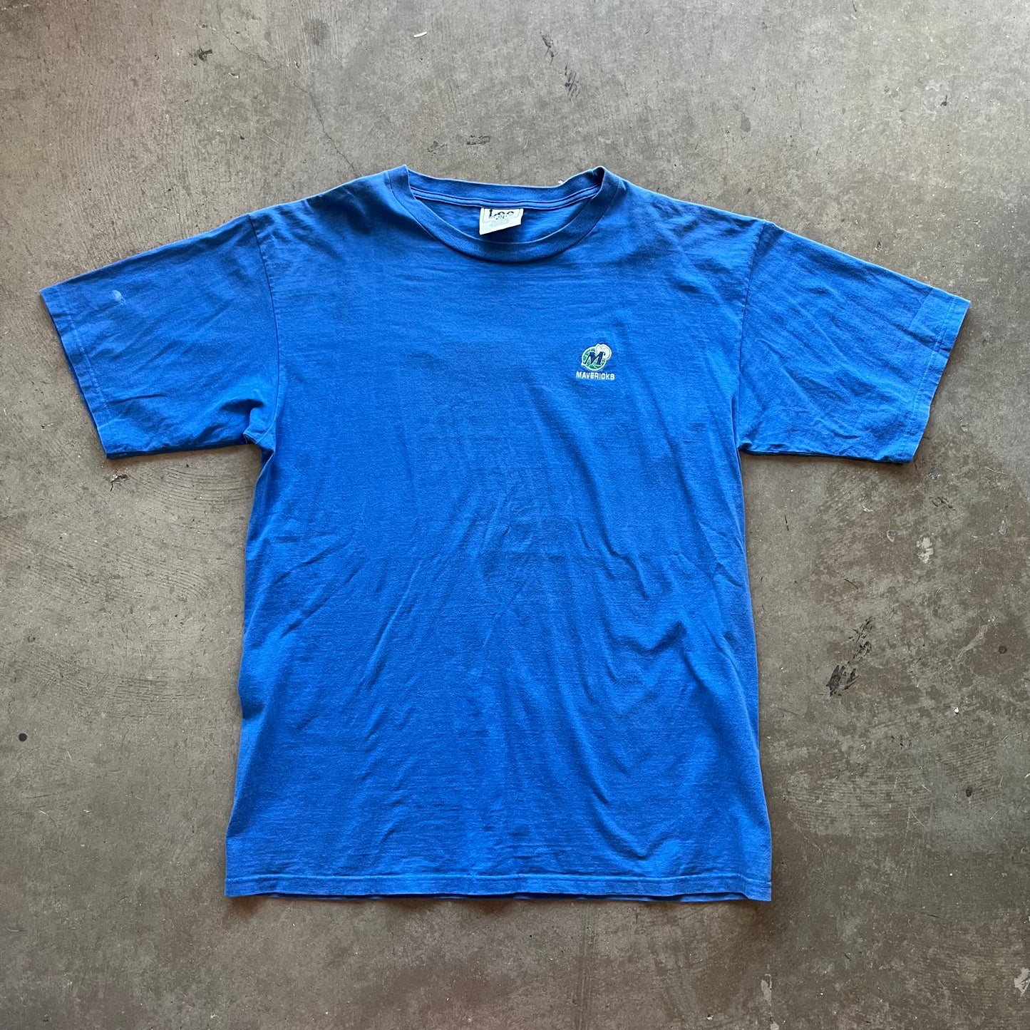 XL 90s Mavs Tee